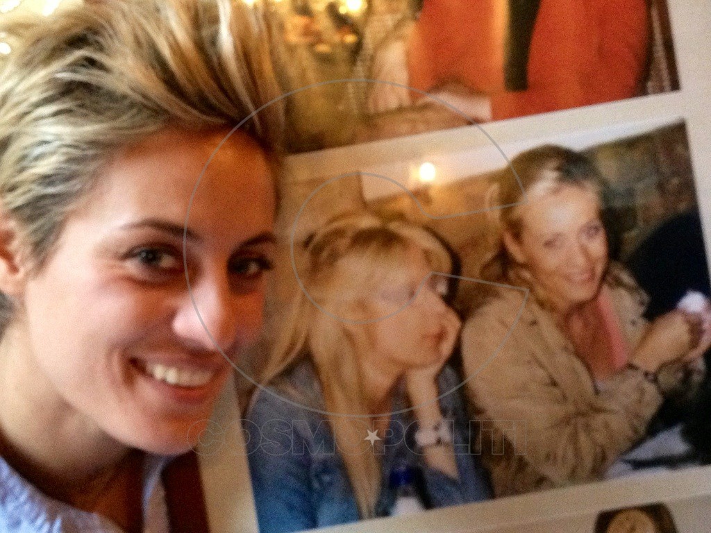 Ελεονώρα Does Λάρισα!