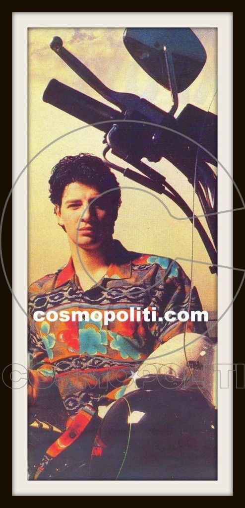 COSMOAΦΙΕΡΩΜΑ: ΣΑΚΗΣ ΡΟΥΒΑΣ, Η ΠΡΩΤΗ ΣΥΝΕΝΤΕΥΞΗ