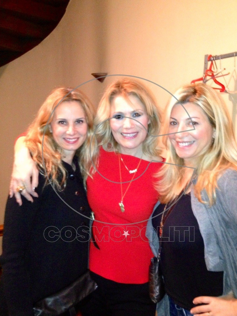 Κόκκινα Φανάρια : Παραστασάρα της Χρονιάς !