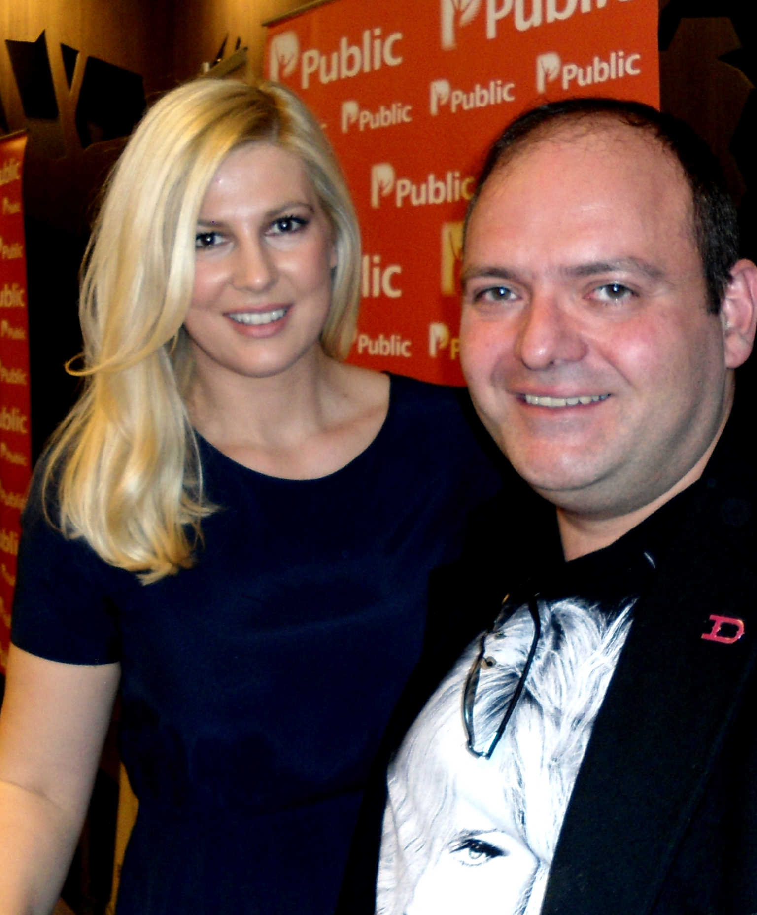 Κοιτάω Μπροστά Live! Η Παρουσίαση του Βιβλίου της Ράνιας Θρασκιά