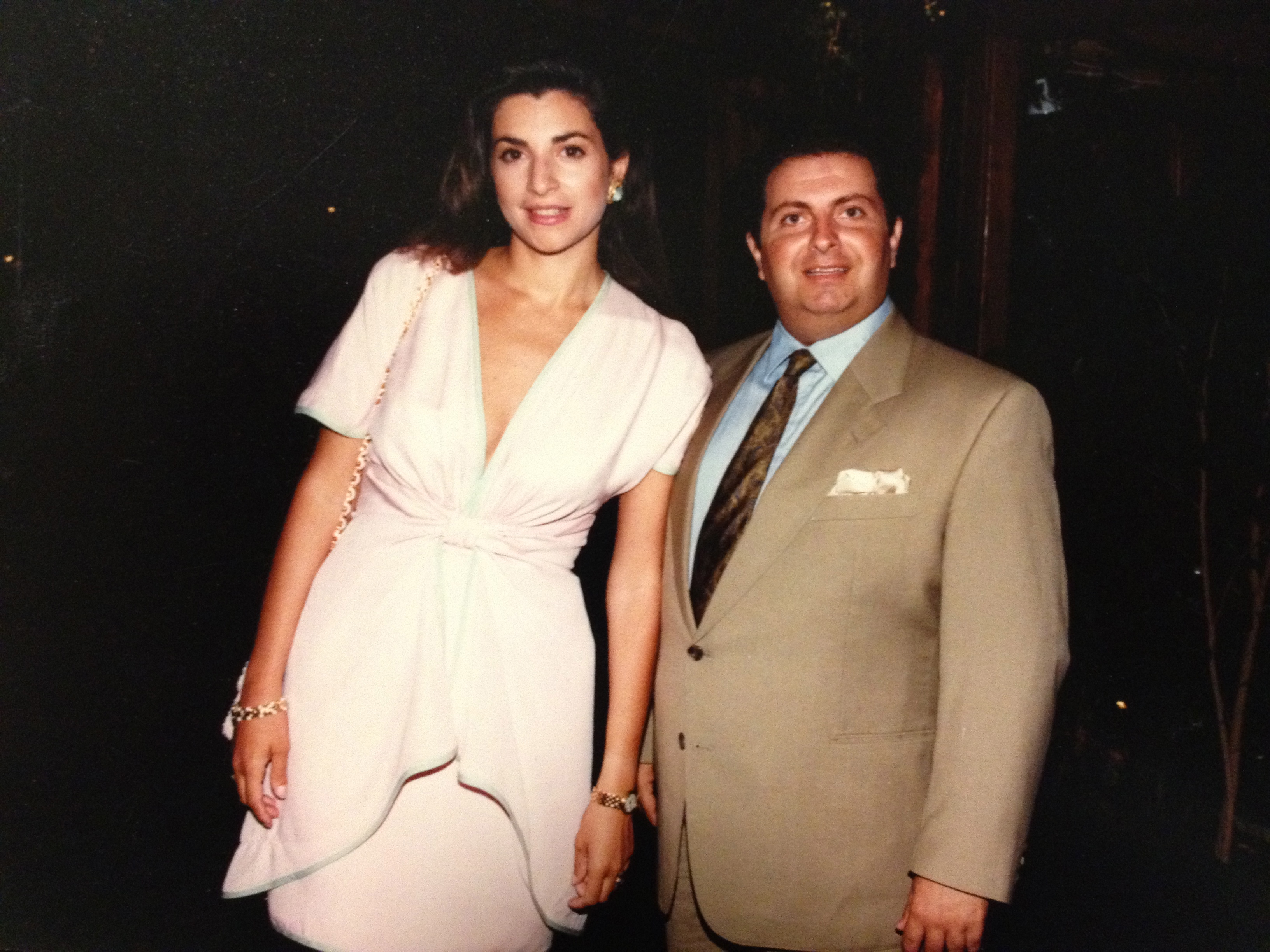 Το πρώτο μου νυφικό!