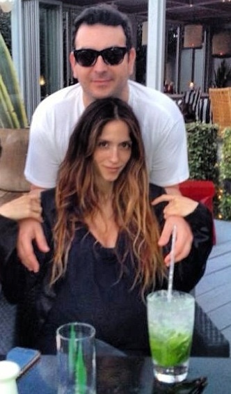 Η Σοφία Καρβέλα στο Island