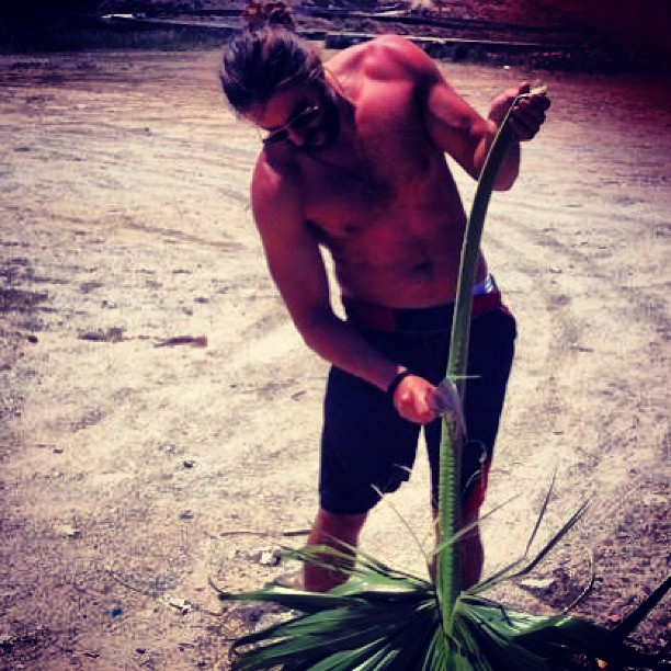 935921_251601298311767_606862615_n