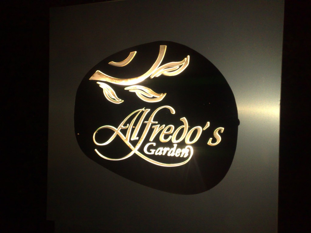 Mια Νύχτα Στο Alfredo’s