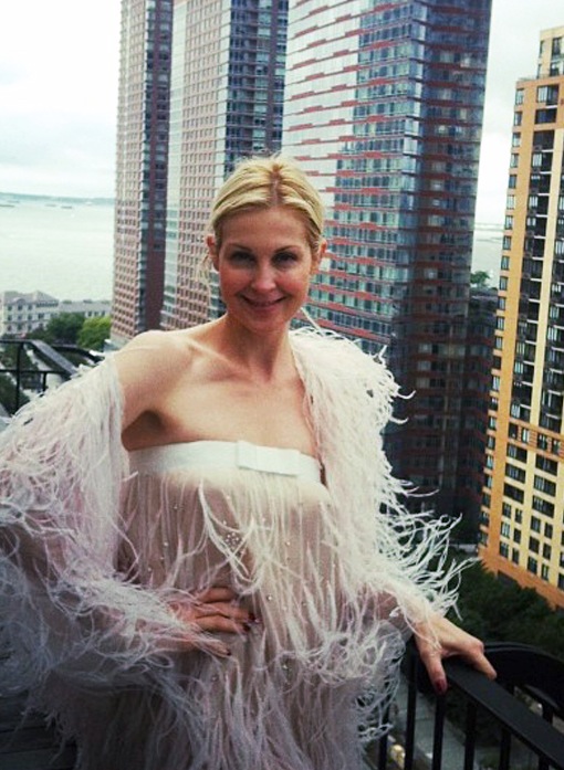 Το Gossip Girl φοράει Celia Kritharioti