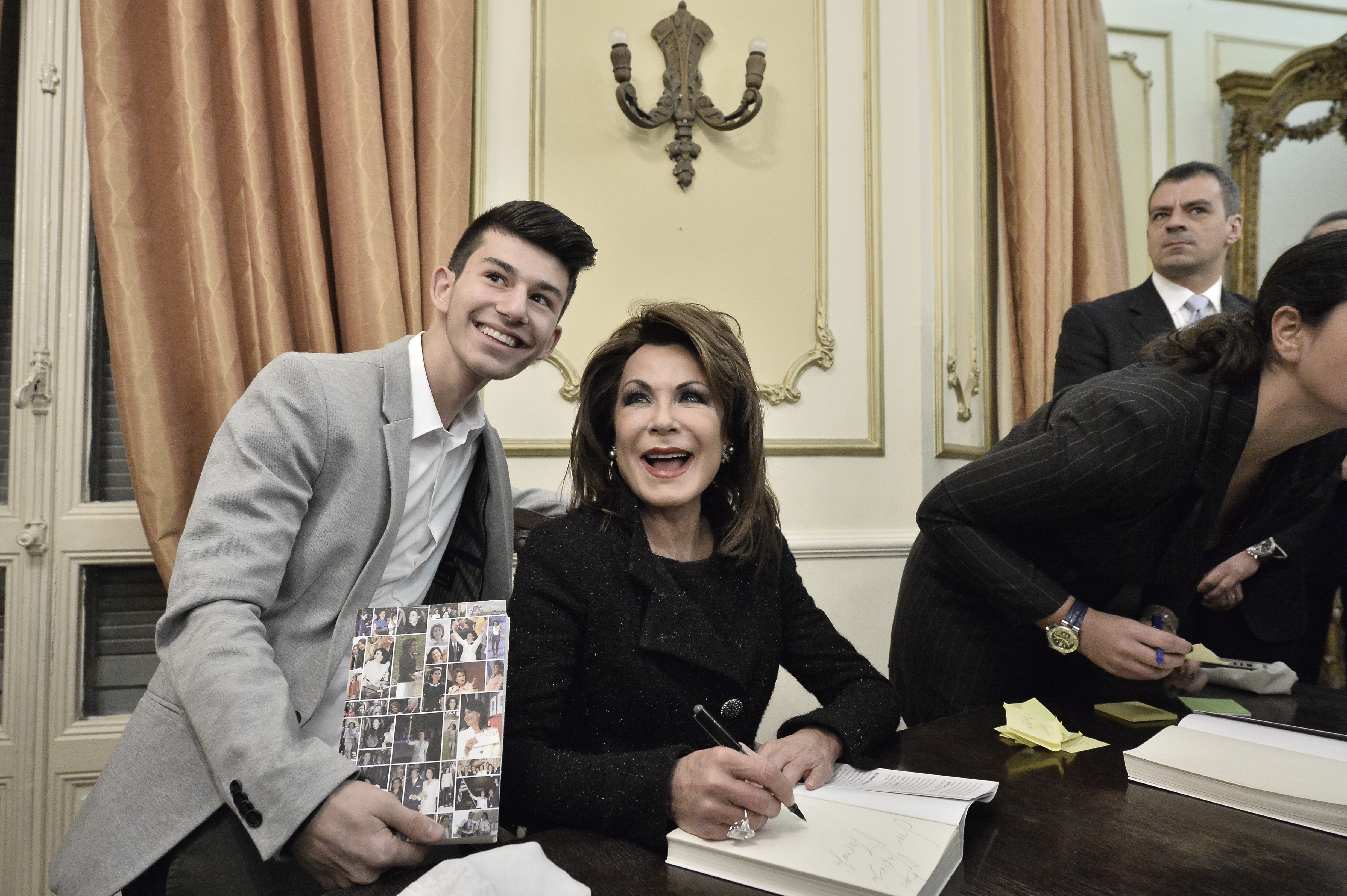 Η Γιάννα Παρουσίασε την “Γιάννα”