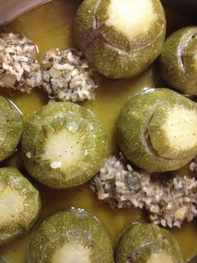 Κολοκύθια Αβγολέμονο Με Κιμά Και Τραχανά