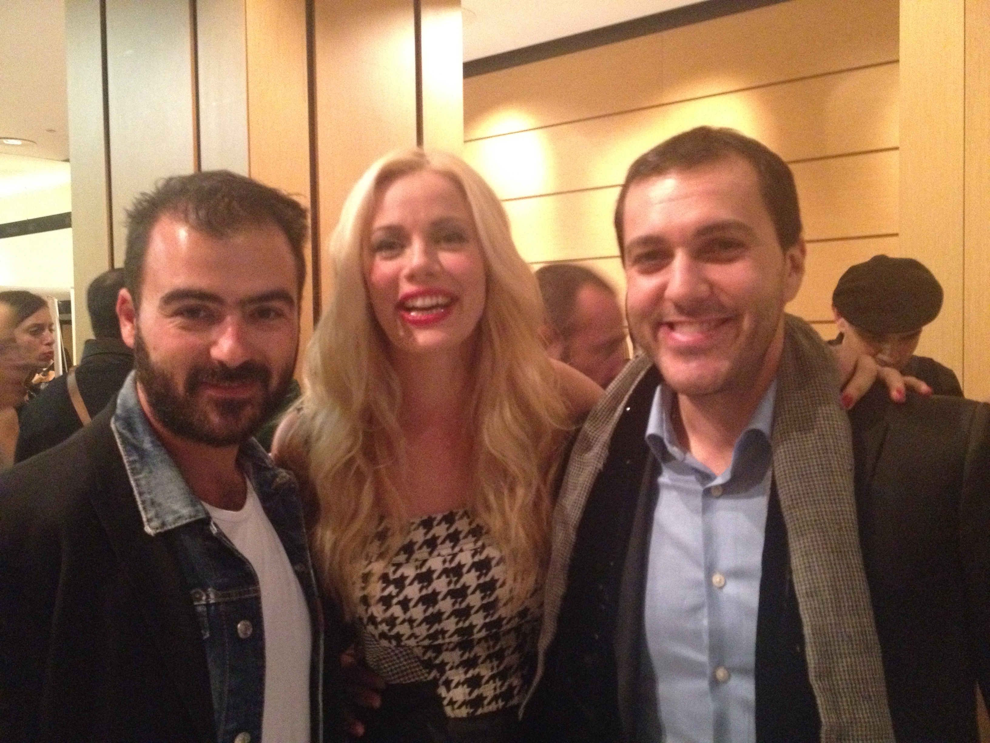 Όλοι Προτίμησαν Το Καυτό