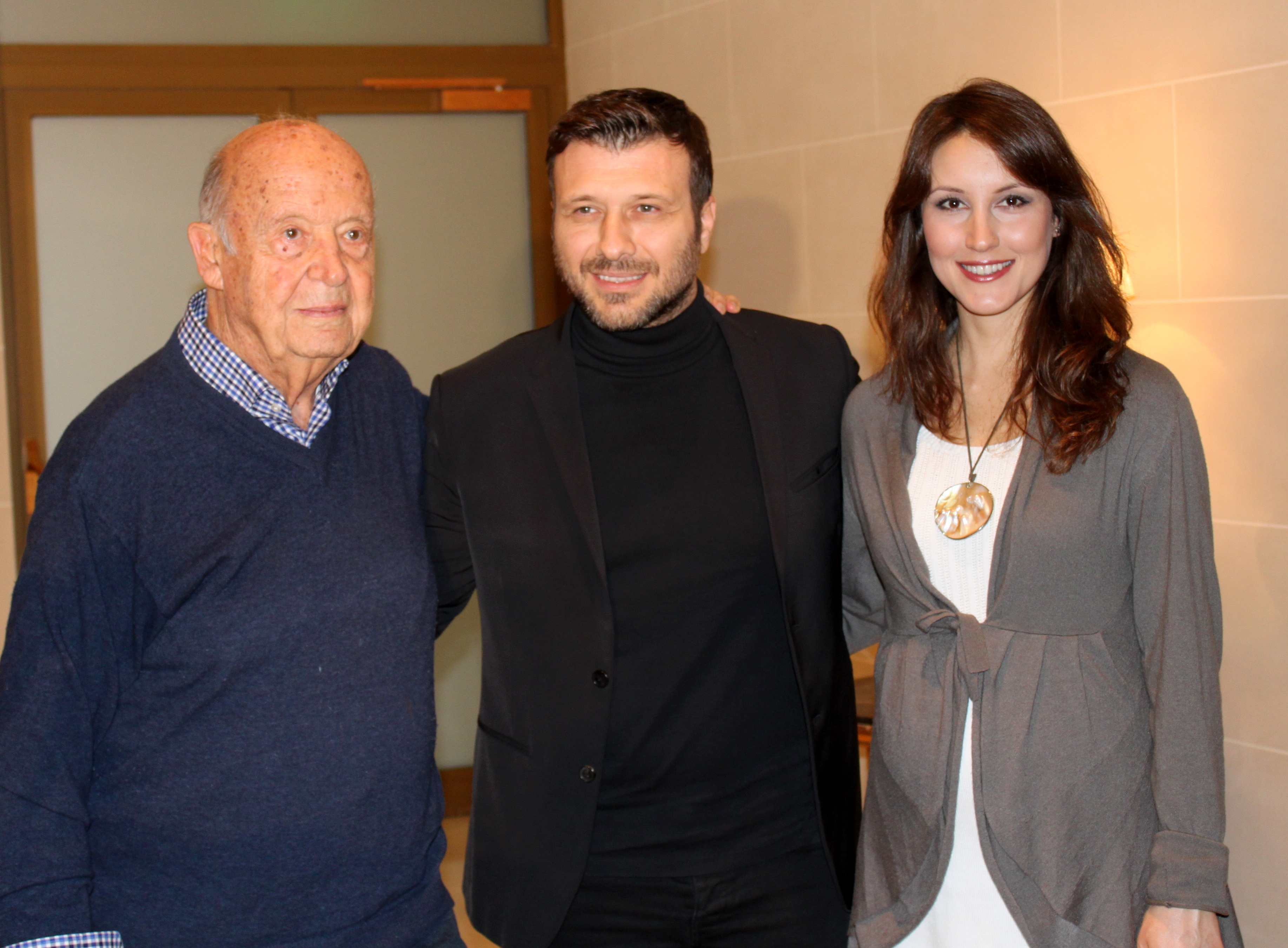 Ο Πλούταρχος Ερμηνεύει Μίμη Πλέσσα