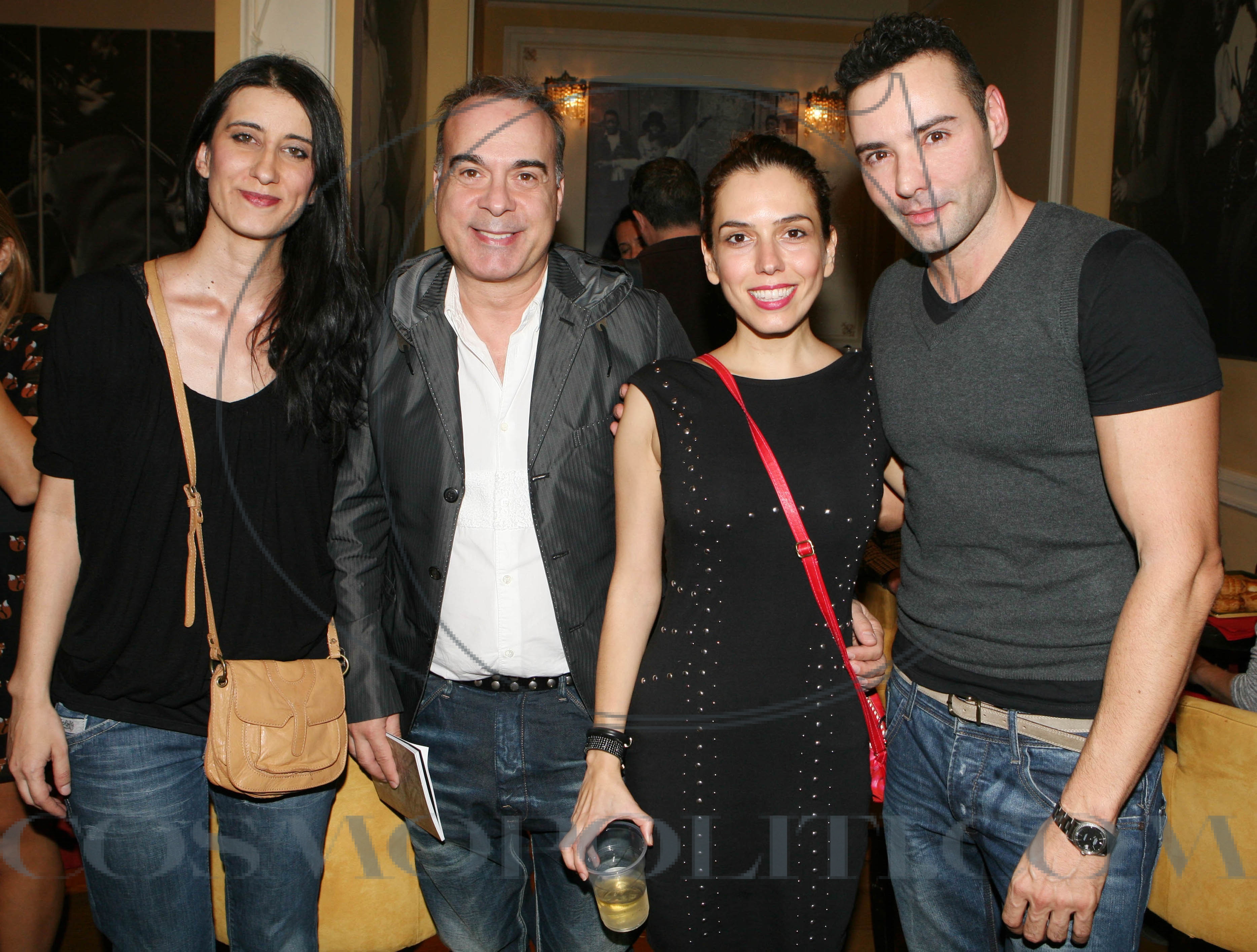 Camille Claudel Mudness, Επίσημη Πρεμιέρα & Παράταση