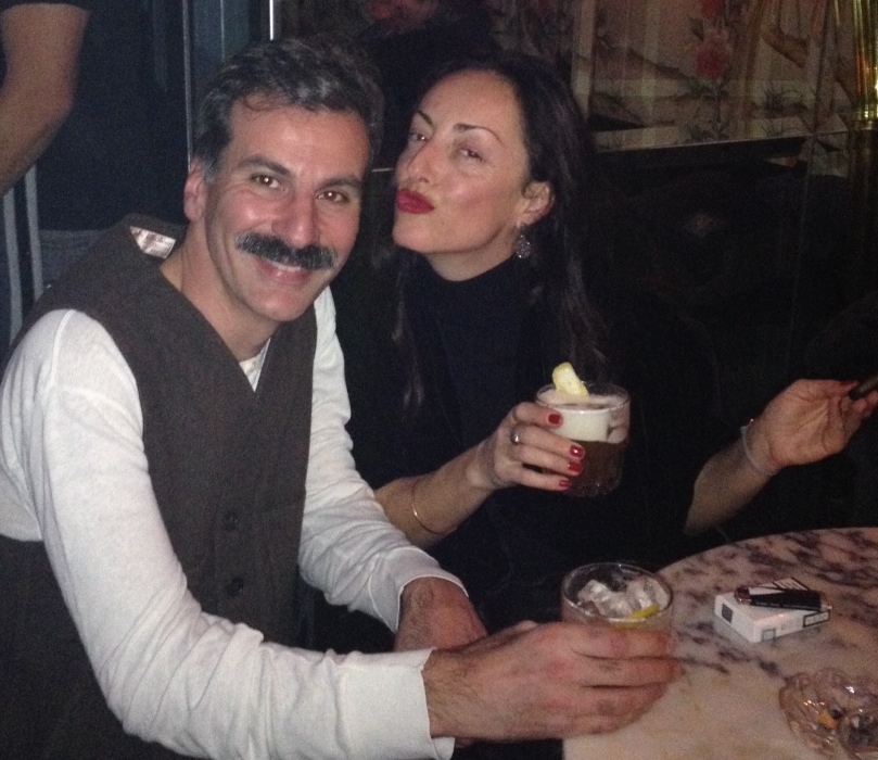 Στον Hot Κύριο της Πλατείας Μαβίλη!