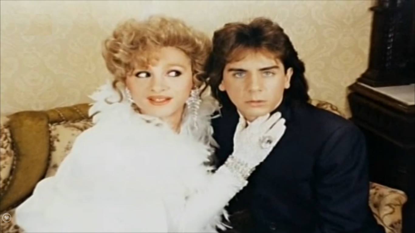 Eπική φωτό: Hot Mαζώ ως Σπυρόπουλος