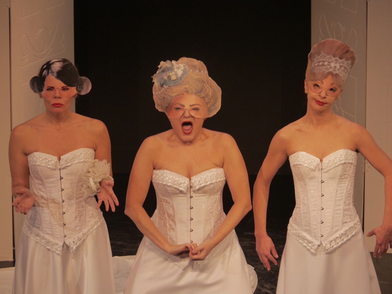 Μες Στο Βρακί Της