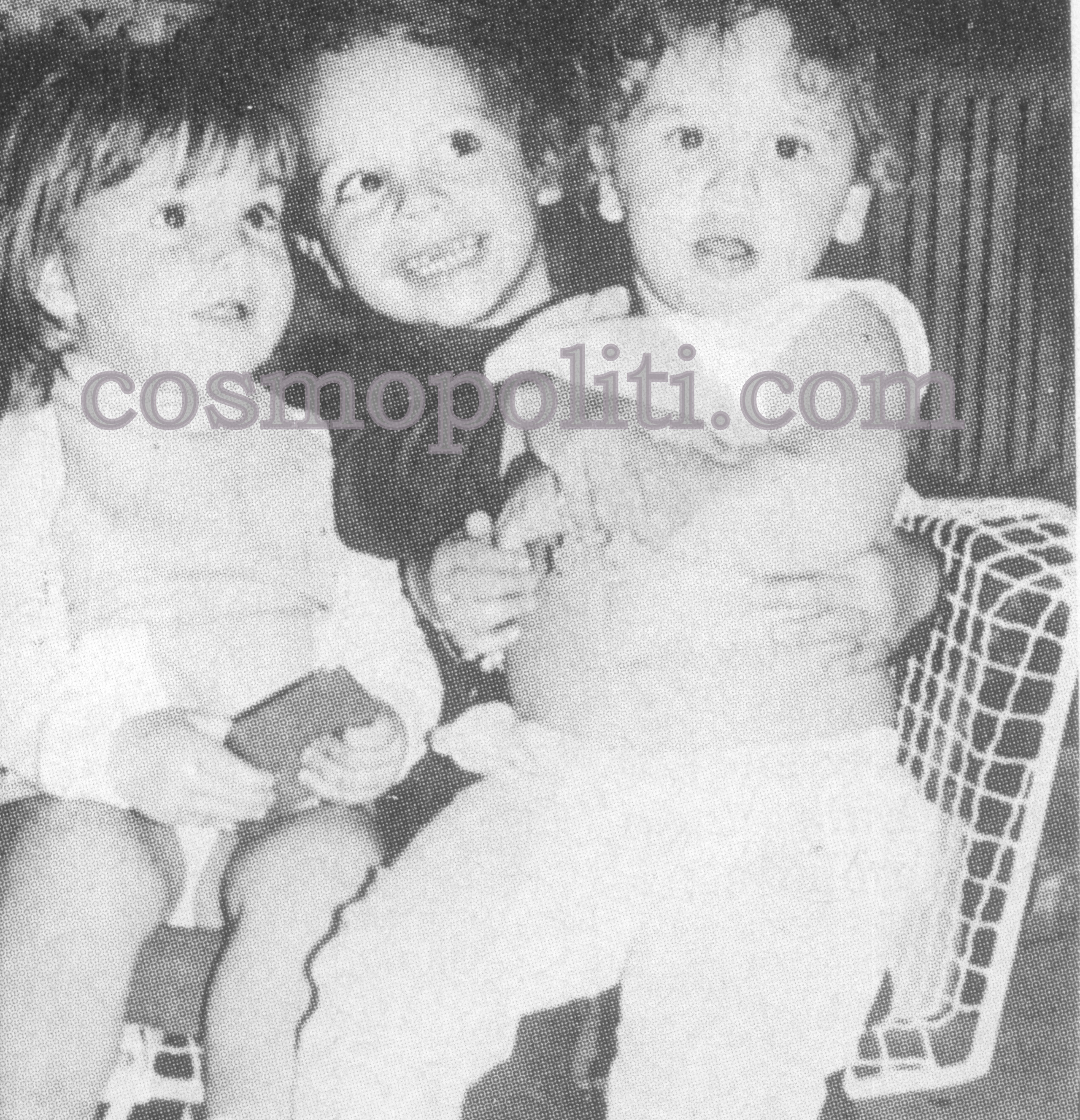 Διάσημα Χαμόγελα Από Κούνια