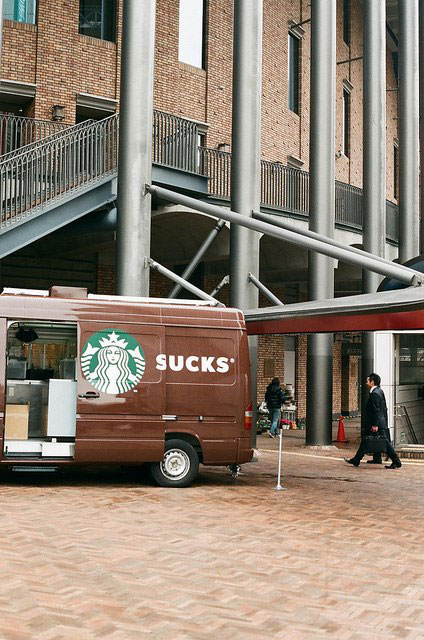 13-starbucks-fail-van-perfe