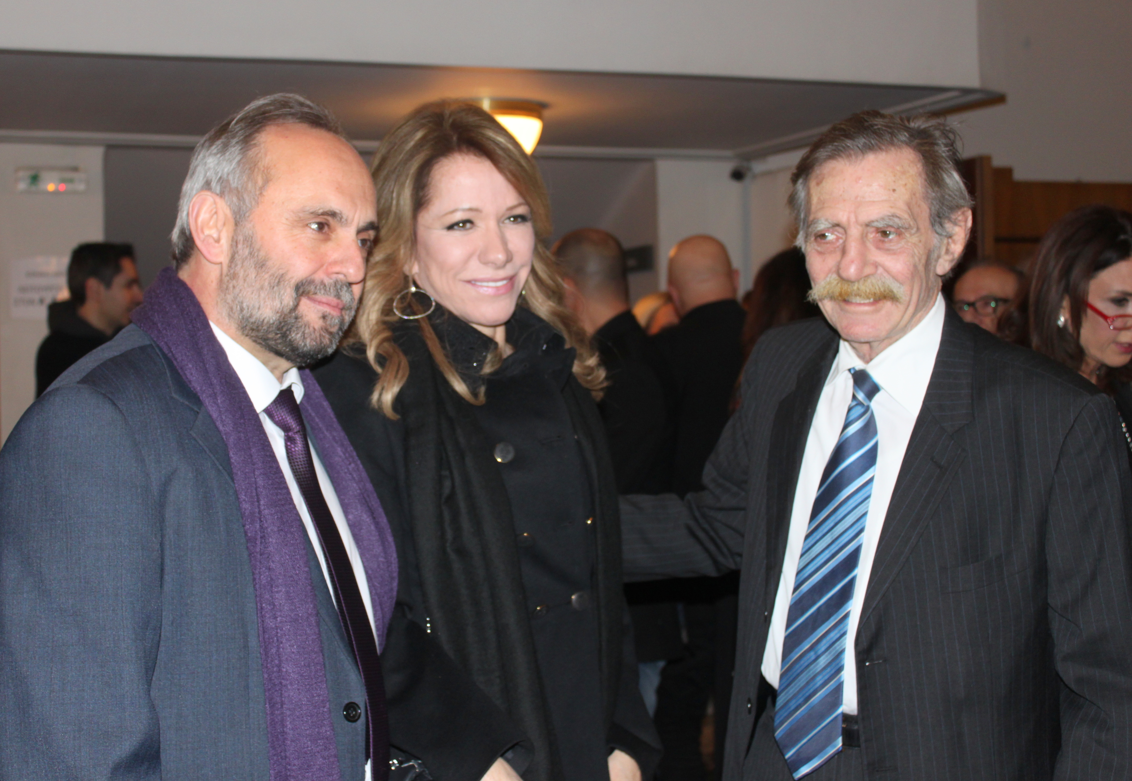 Επισημότατη Πρεμιέρα Για Την Πρόβα Νυφικού