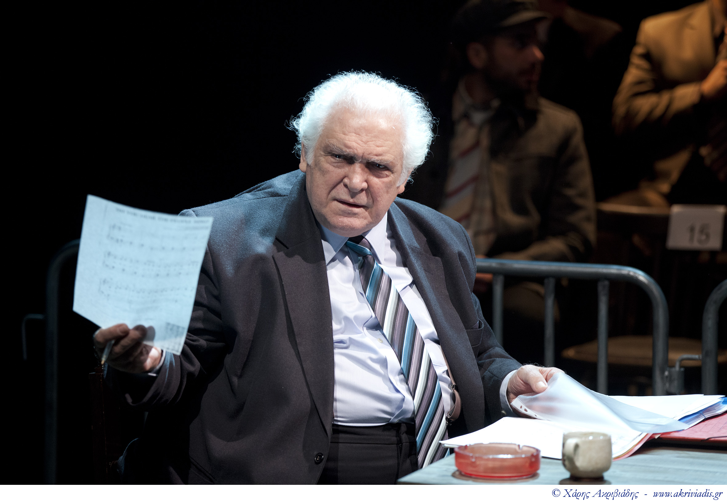 Ο Κώστας Καζάκος Σε Αποκλειστική Συνέντευξη