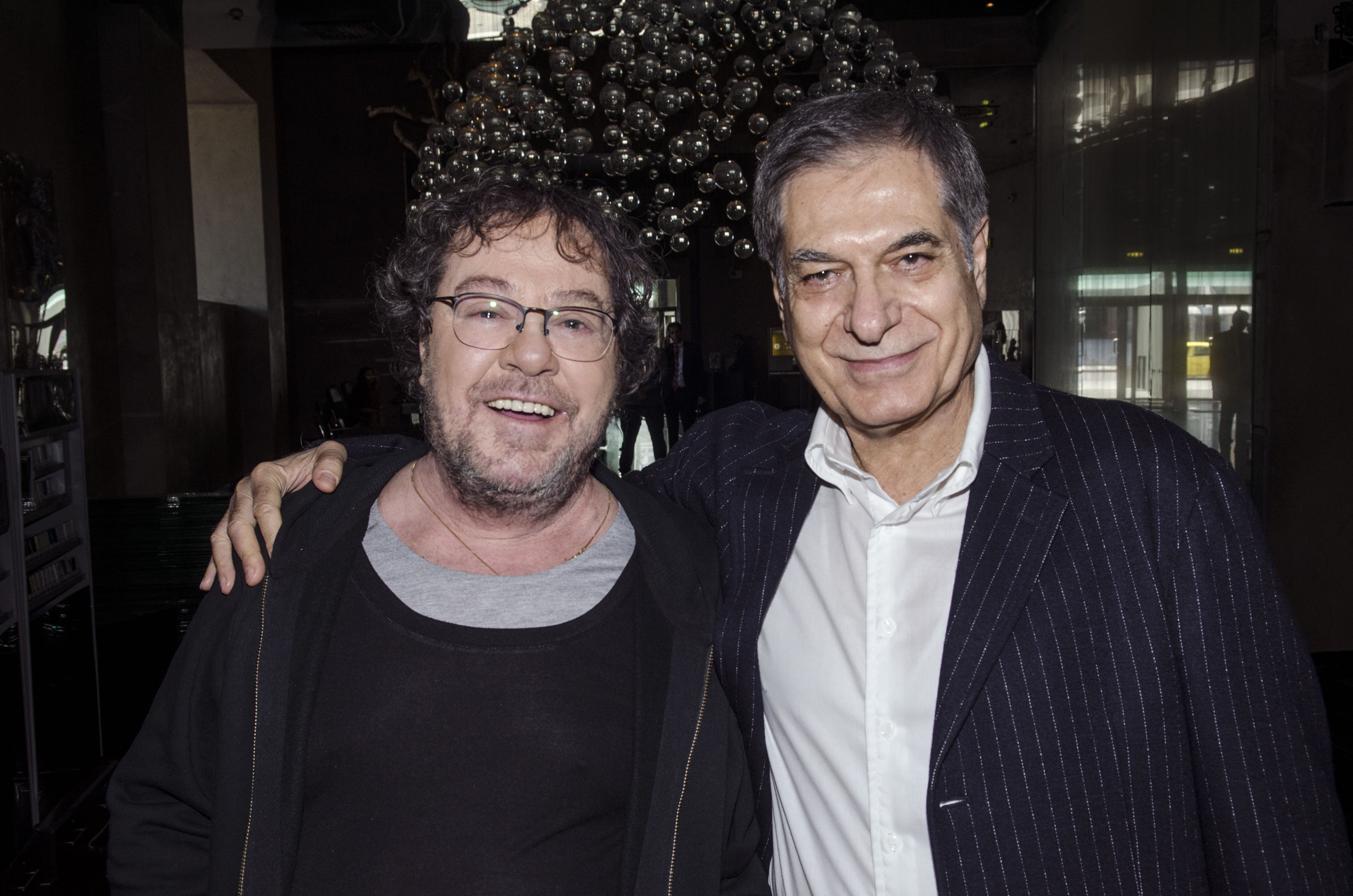 Γιάννης Πάριος: Είμαι Άνθρωπος Χορτασμένος & Τυχερός