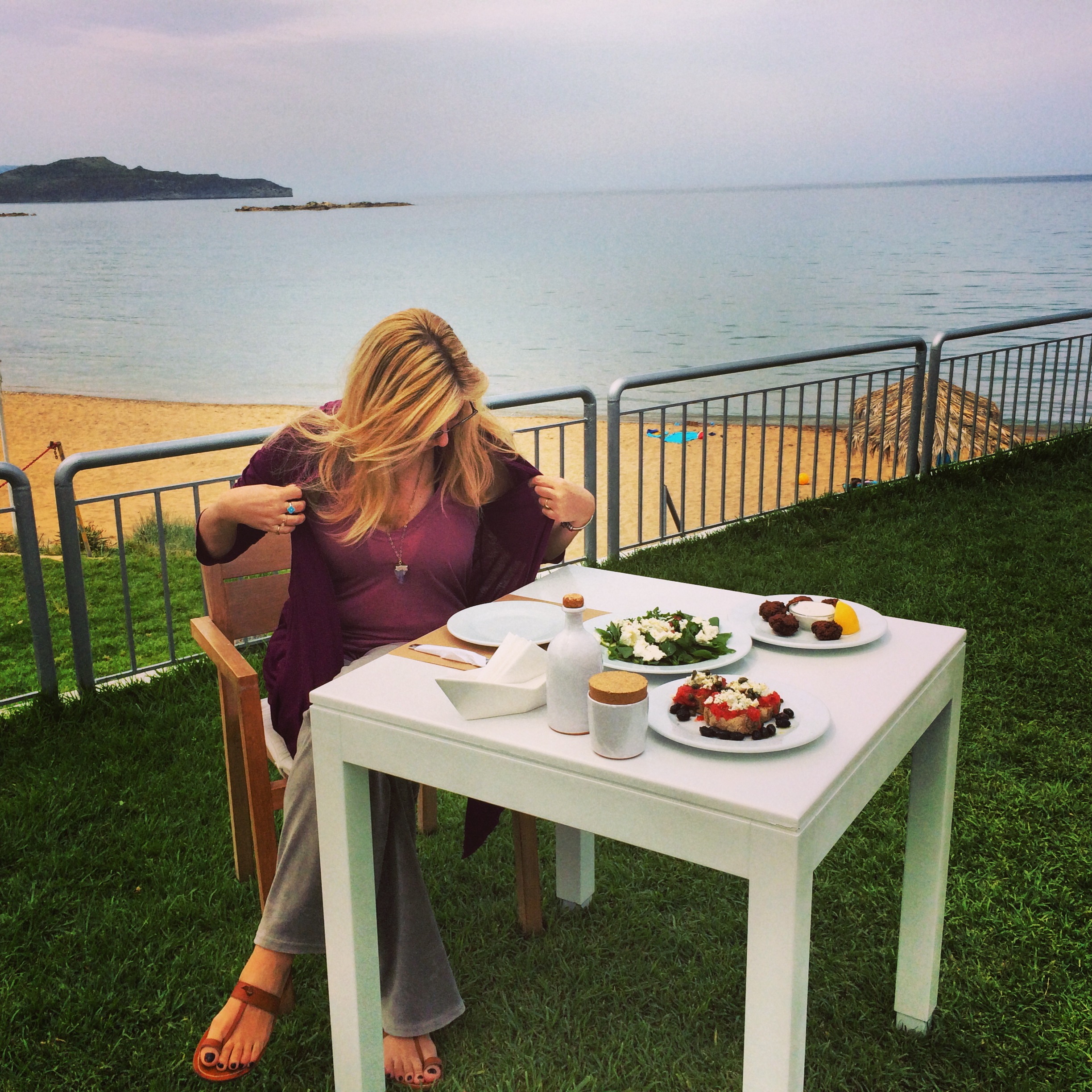 Μία συνέντευξη από τον “παραβάτη” της κοσμικής ζωής