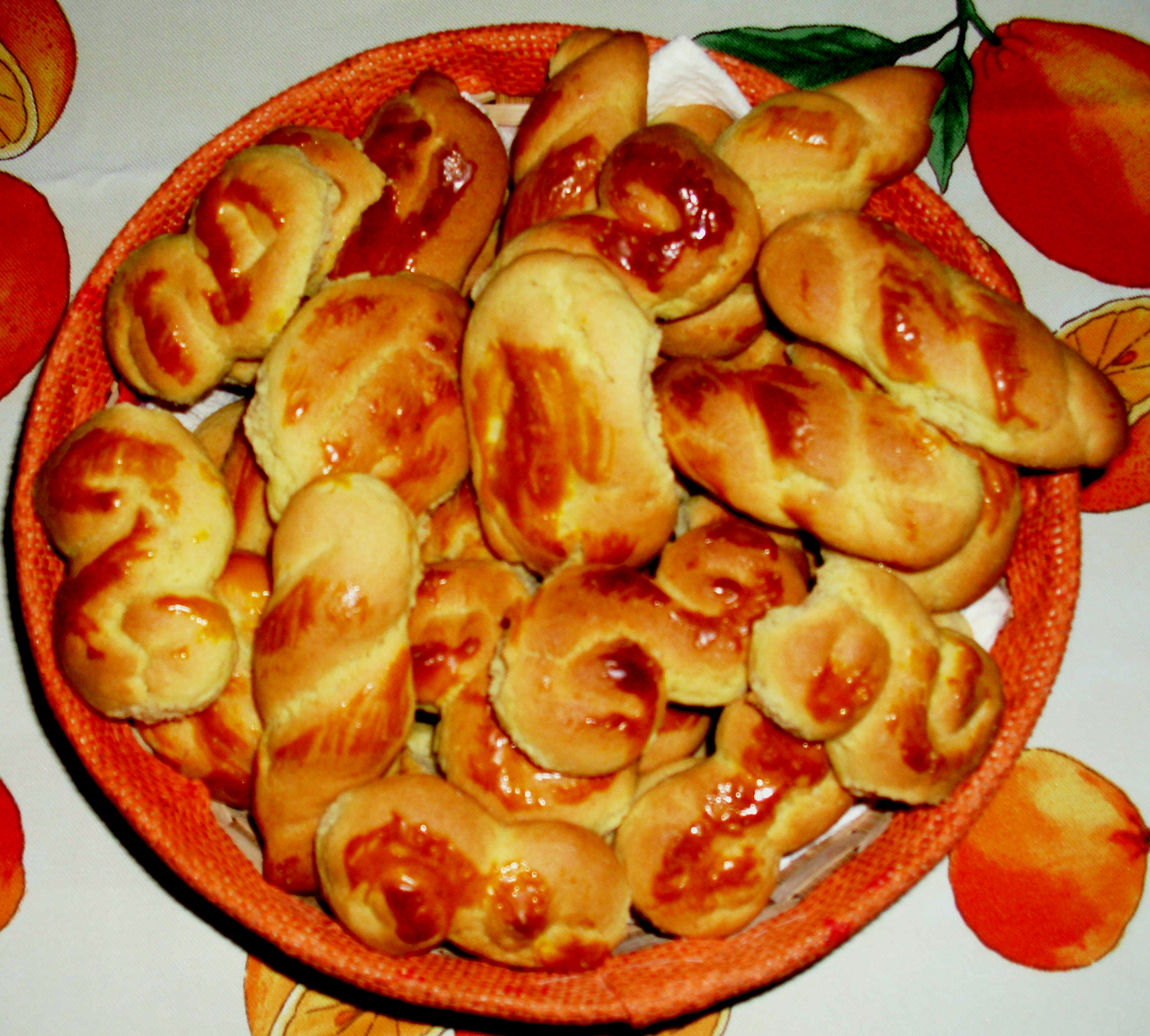 Φτιάξτε Πασχαλινά κουλουράκια της μαμάς