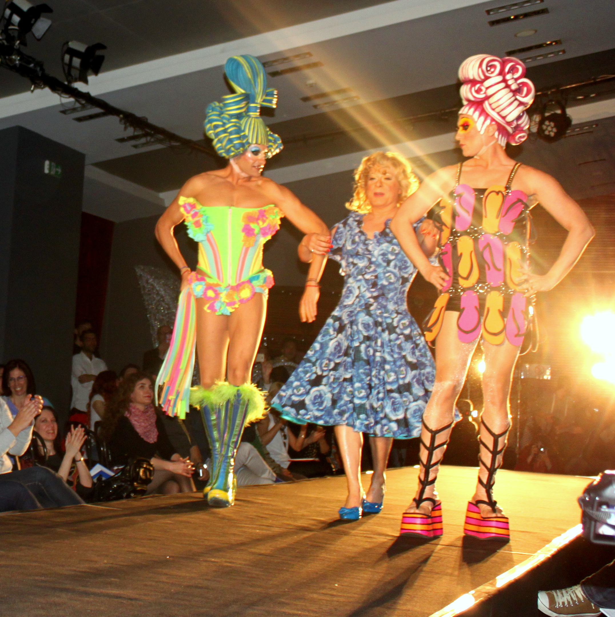 Εντυπωσιακή Πασαρέλα Για Την Πρισίλα