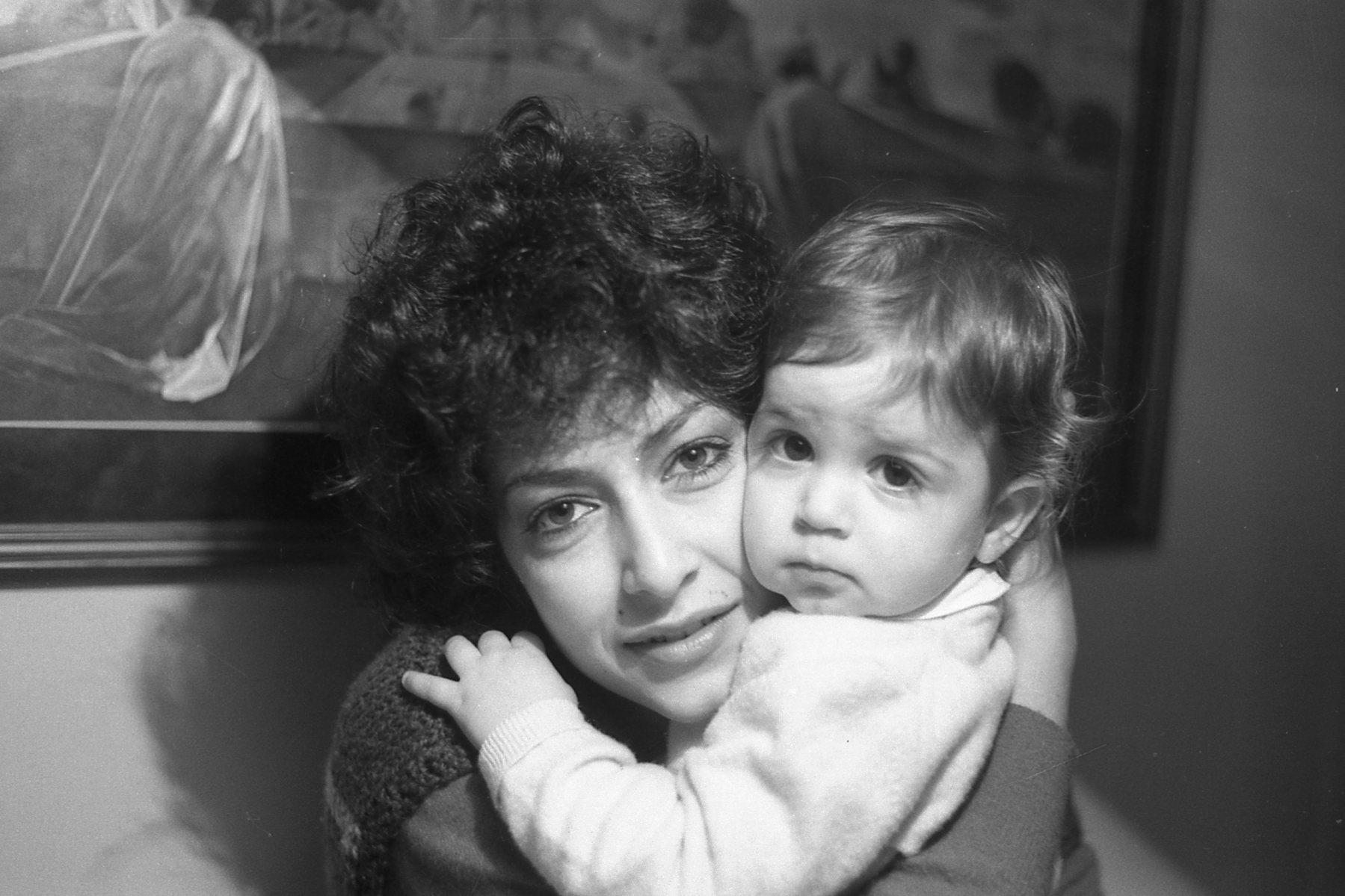 Μαμάδες, Γιοι & Κόρες