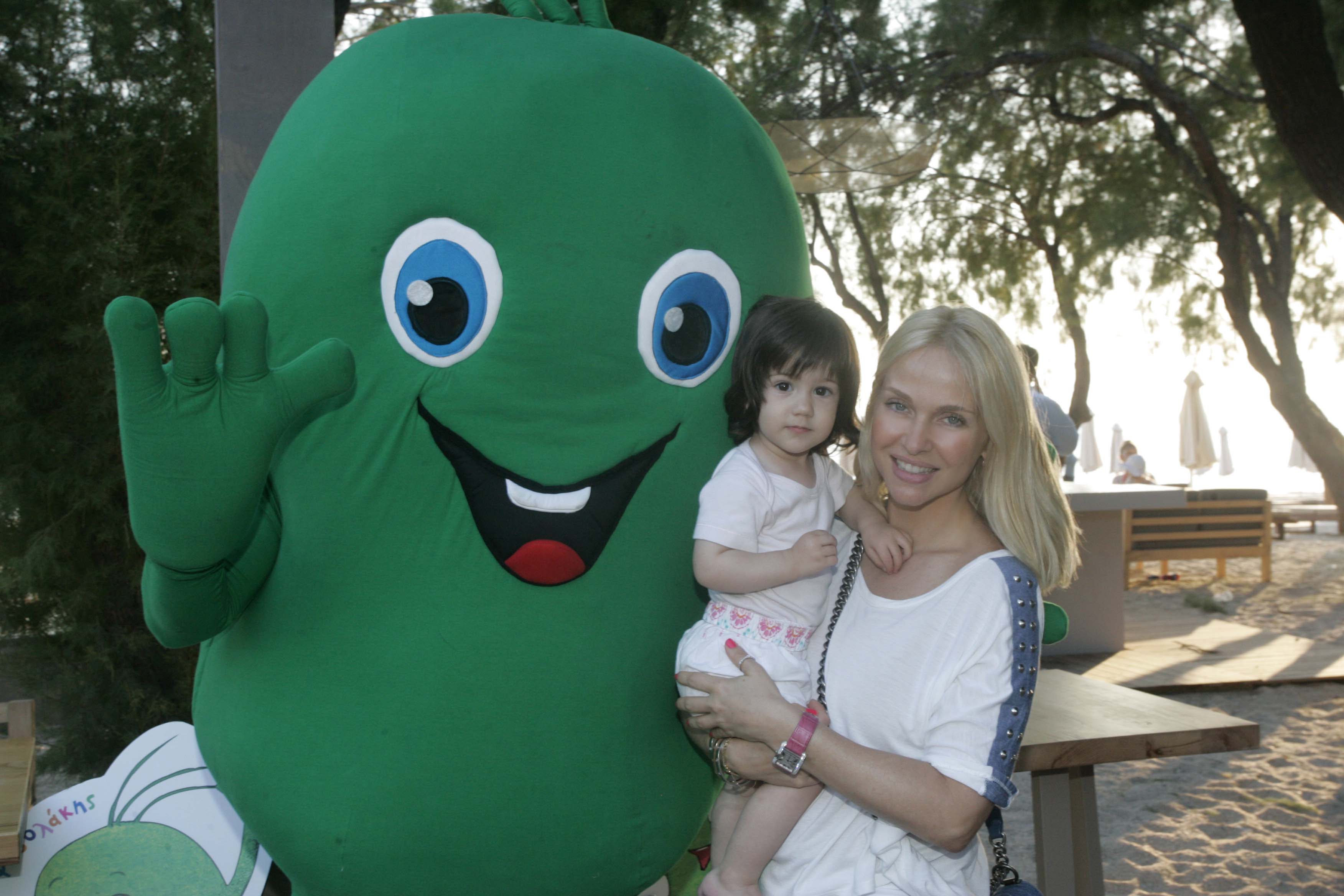 Στην Παραλία Με Το Μάικ Φασολάκη