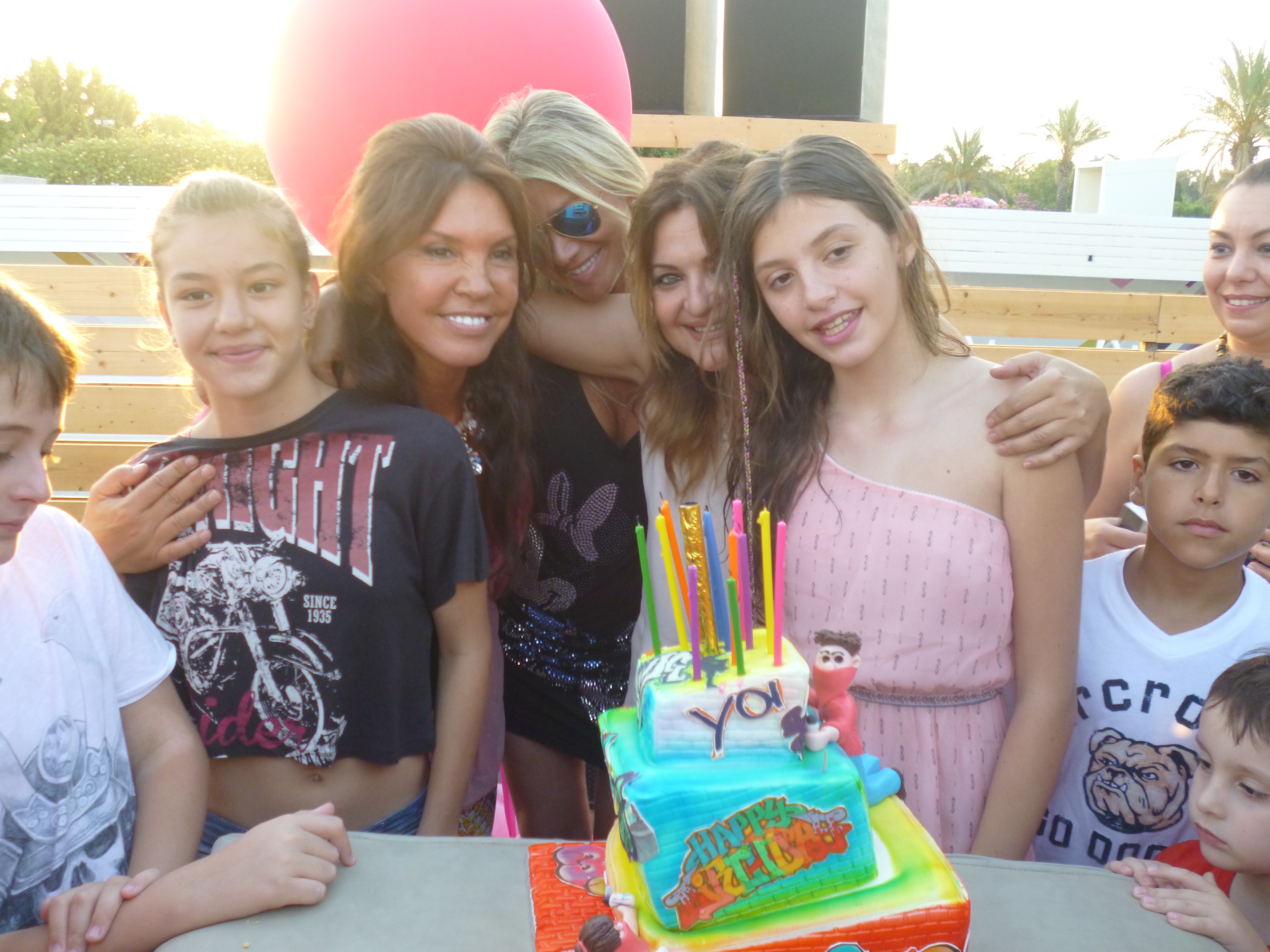 Exclusive: Η Βάνα Μπάρμπα Γιόρτασε Τα Γενέθλια Της Φαίδρας