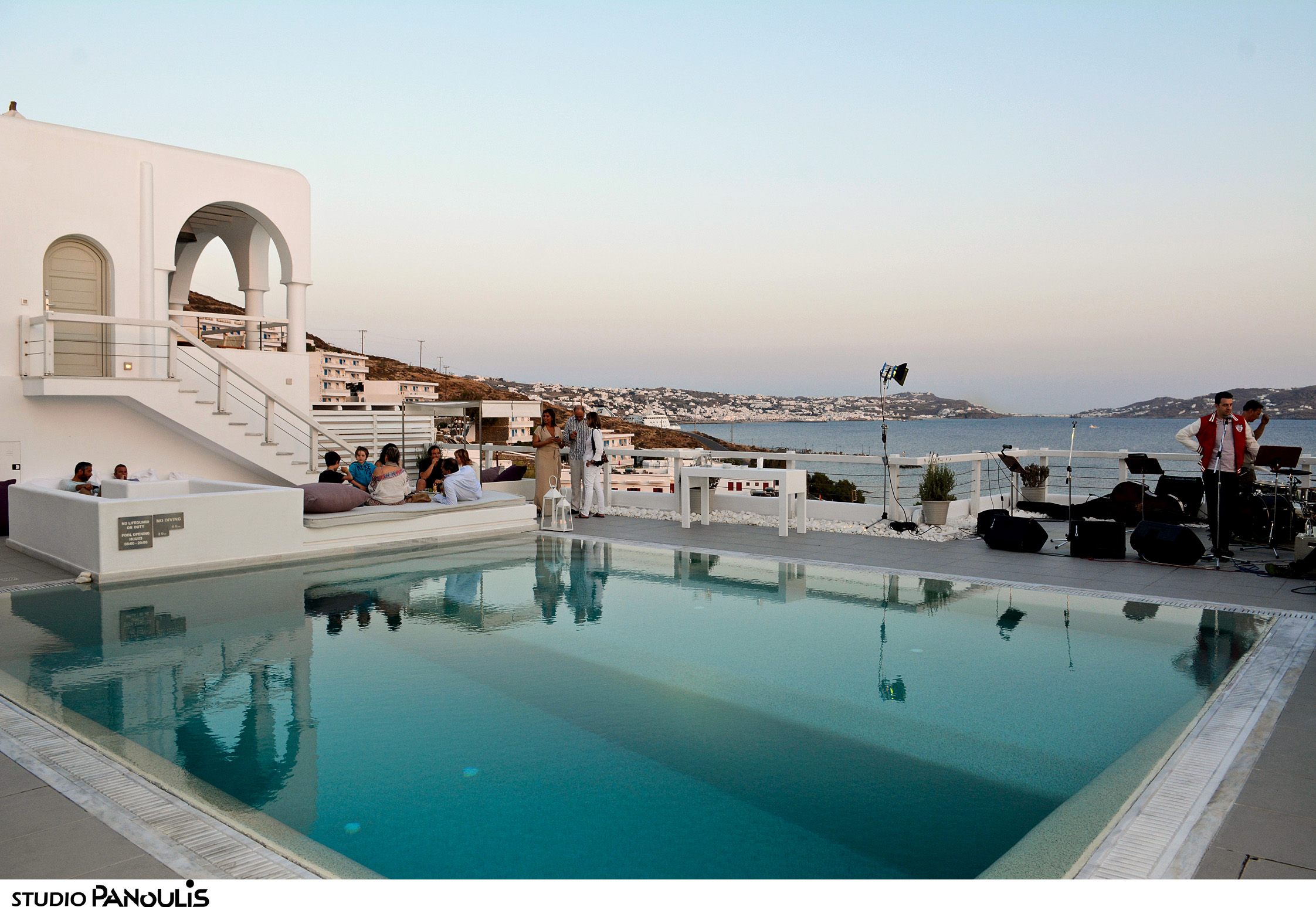 Grace Mykonos Με Δημιουργίες Zeus+Δione