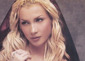 Πάολα: 19 χρονών “αντικειμενικά όμορφη” και ξανθιά