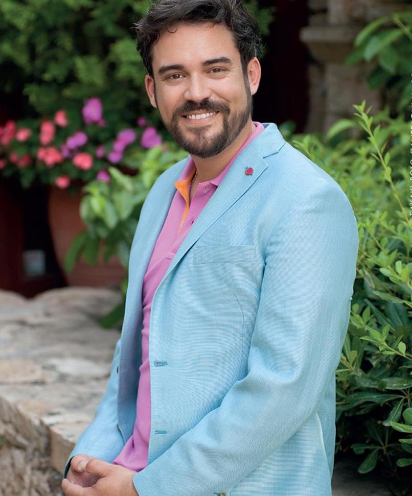 Πυγμαλίων Δαδακαρίδης: Σύζυγος Στο Θέατρο, Εραστής Στην TV