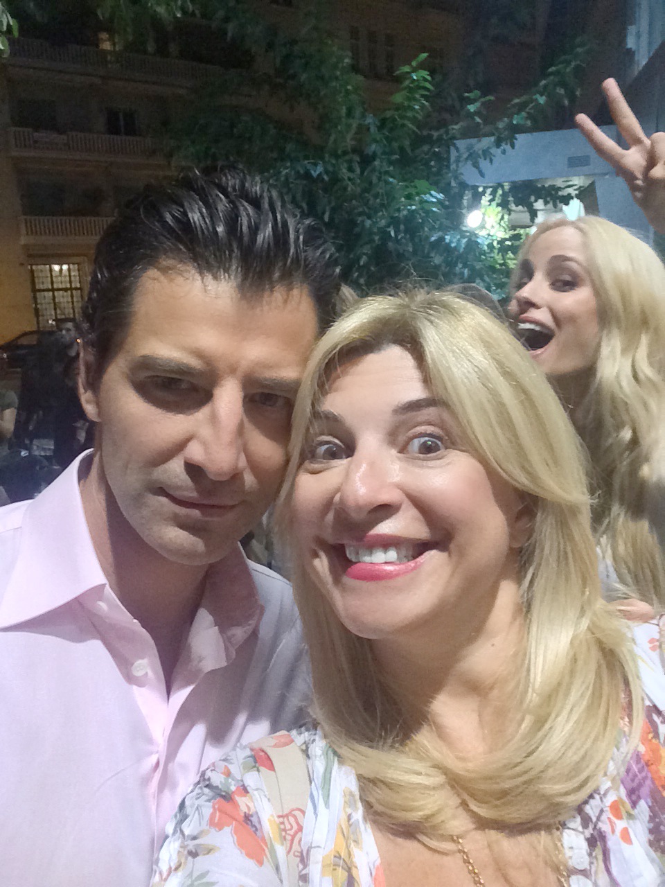 ‪#‎ινσταντανε‬ – το Ιnstagram των Επωνύμων σε όλο του το μεγαλείο