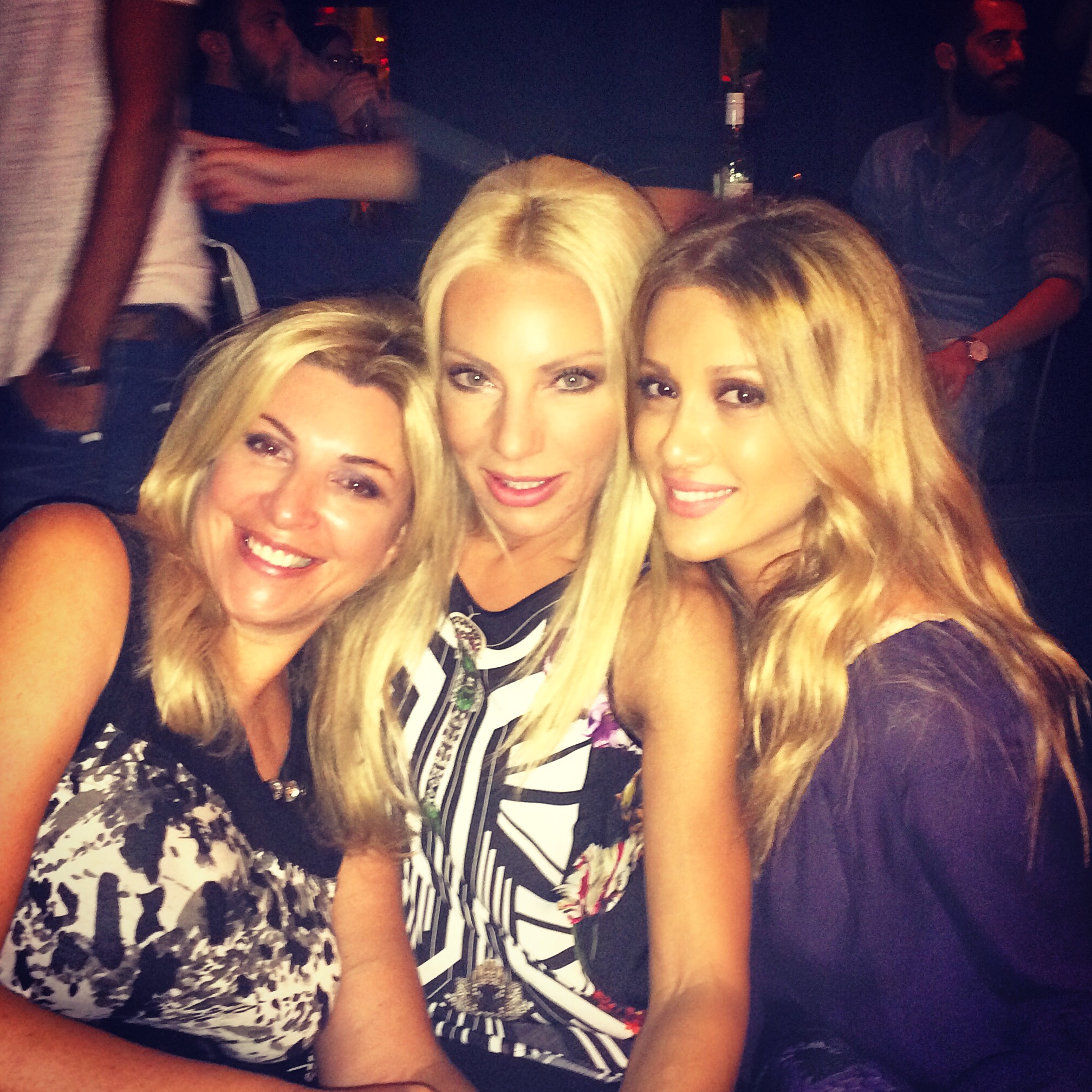 Cosmo-Εβδομαδιαία Ανασκόπηση: Που Πήγαμε – Ποιους Είδαμε!