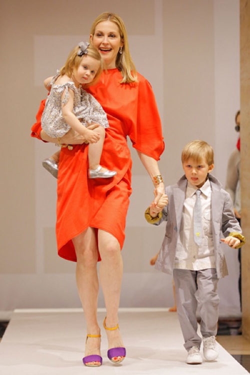 Μαμάδες & Παιδιά Στην Πασαρέλα!