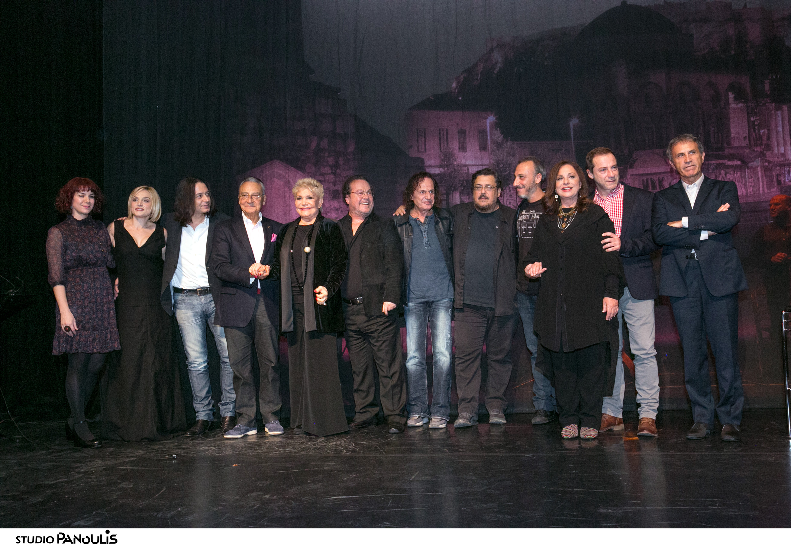 40 Χρόνια Πίσω Από Τη Μαρκίζα!