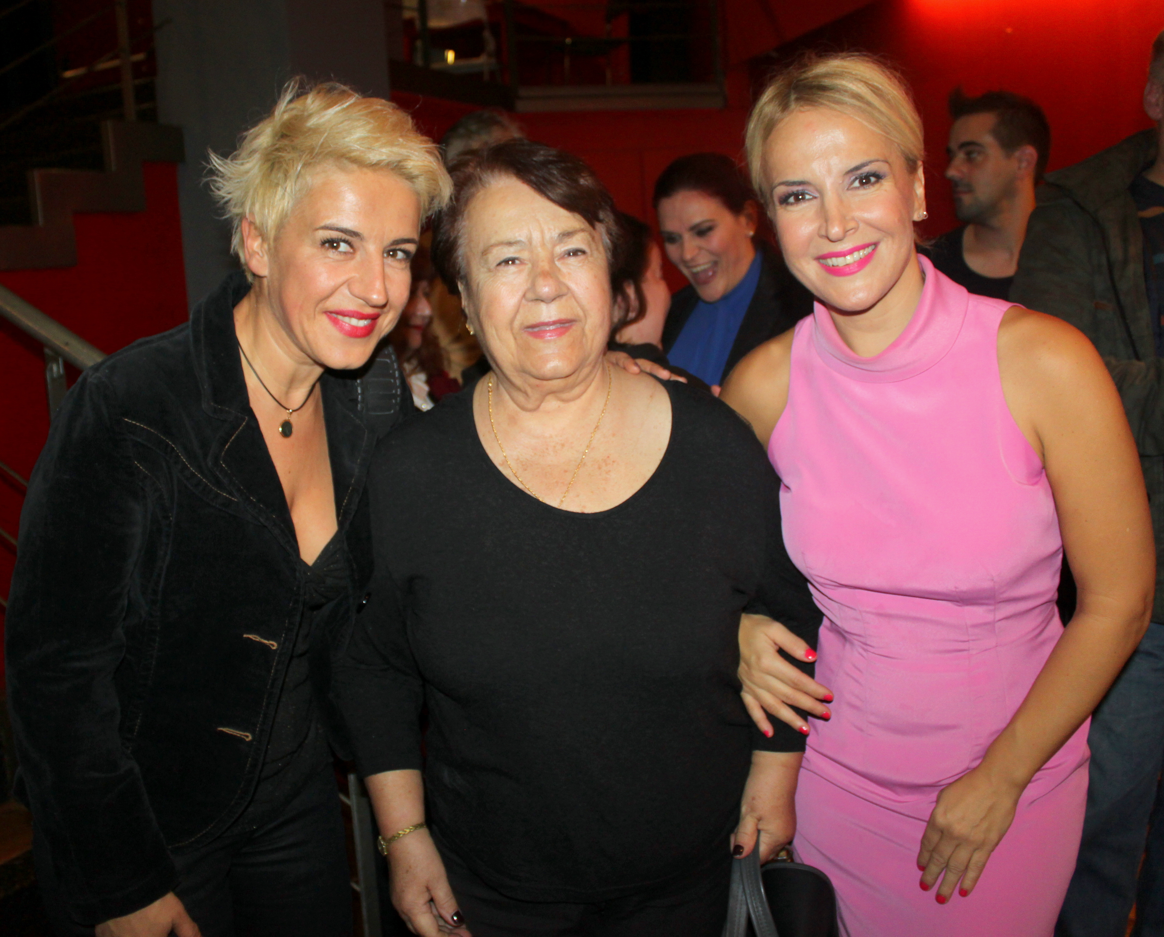 Family Affairs: Οι Αφες Ανδρούτσου Με Τη Μητέρα Τους!