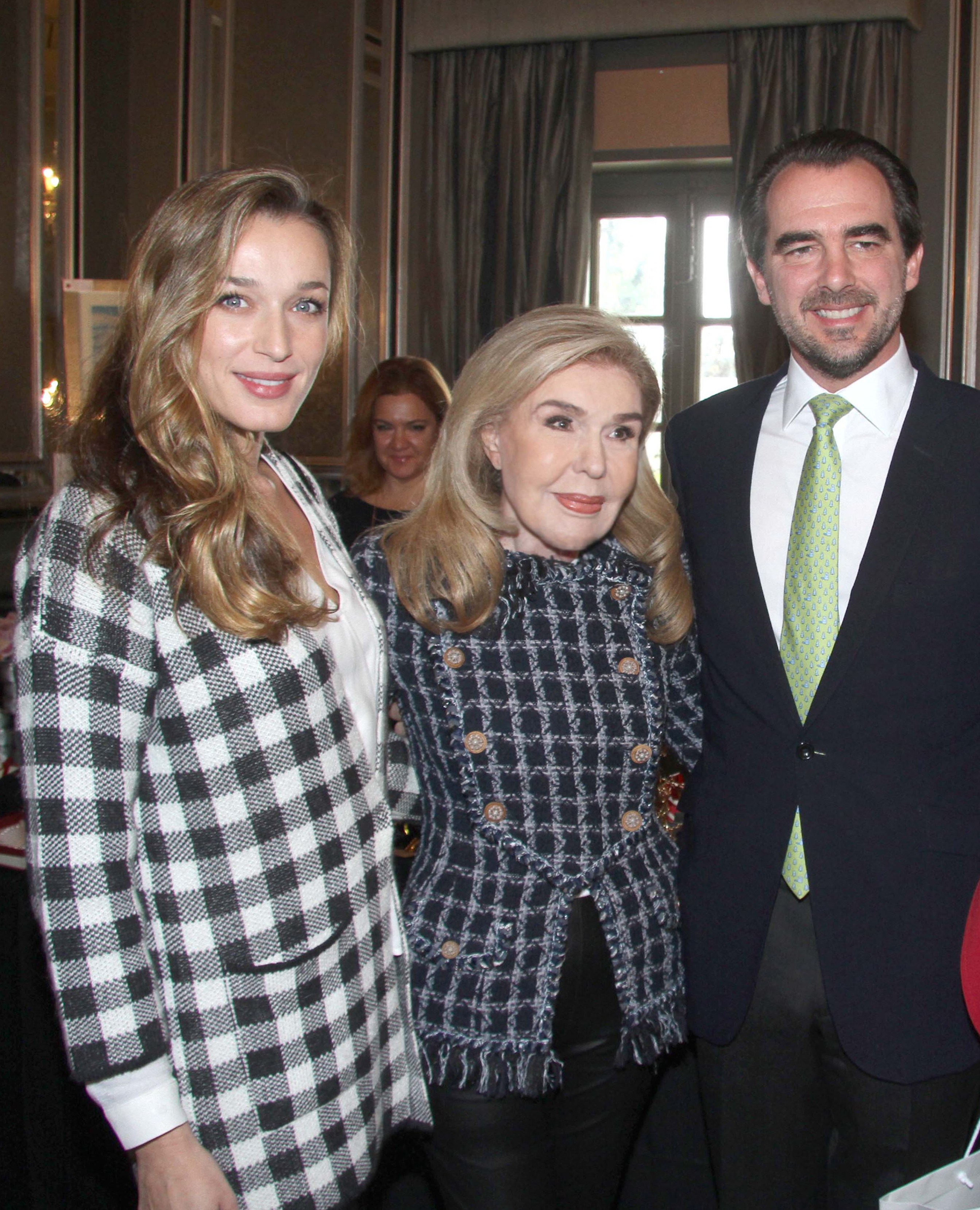 Glam Χριστουγεννιάτικο Bazaar Με Ελπίδα!