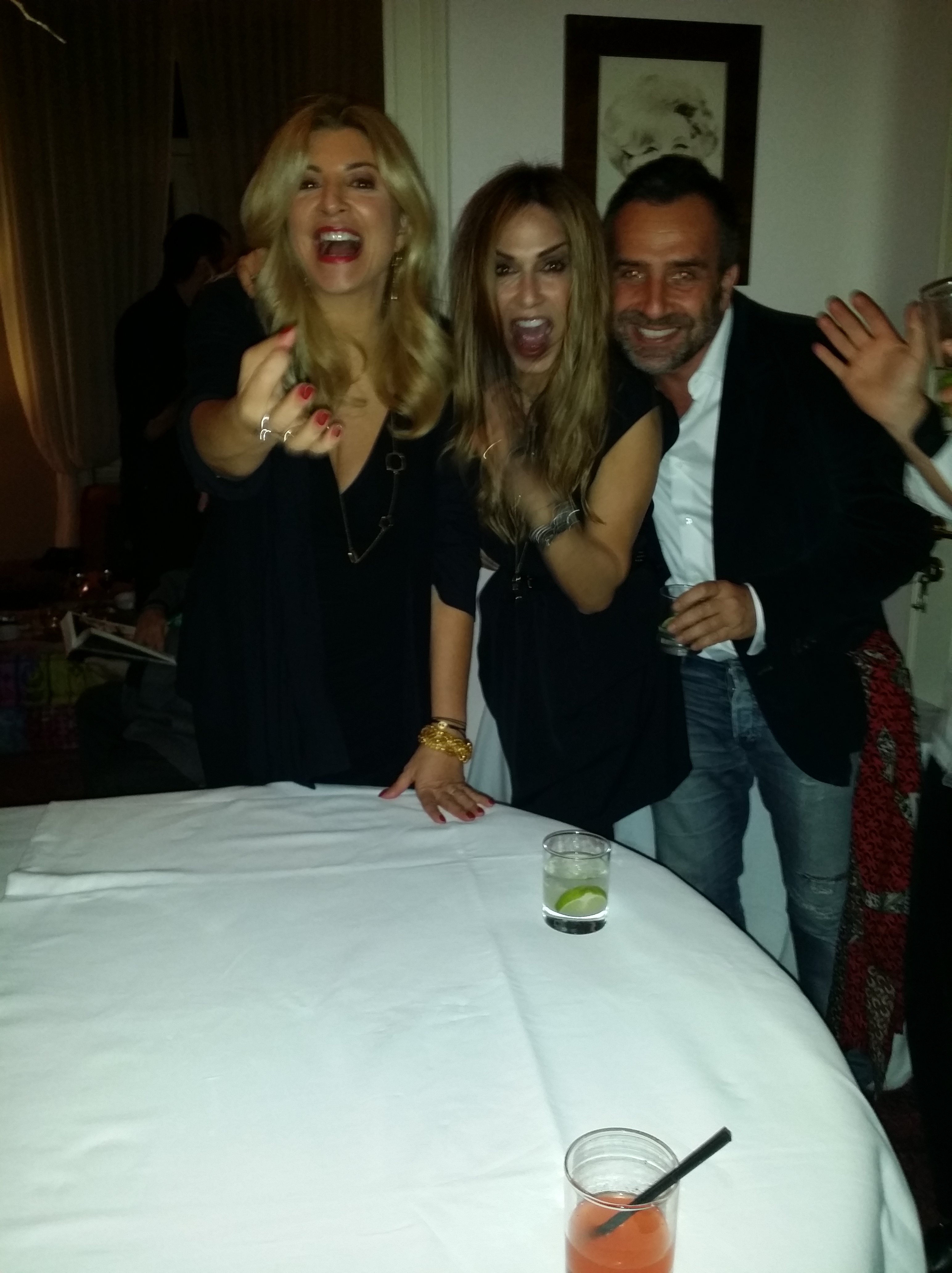 Xριστουγεννιάτικο Ρεβεγιόν στο Σπίτι