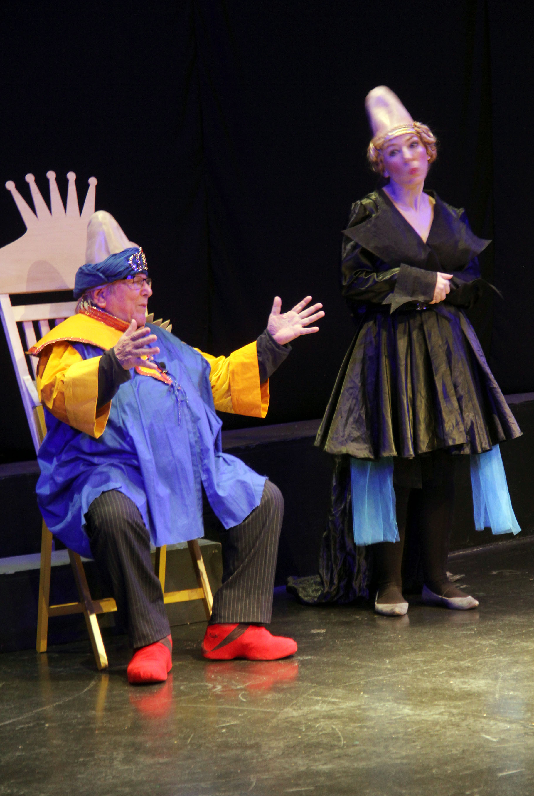 Kώστας Βουτσάς & Αλίκη Κατσαβού Σε Παιδική Παράσταση Κατά Του Bullying