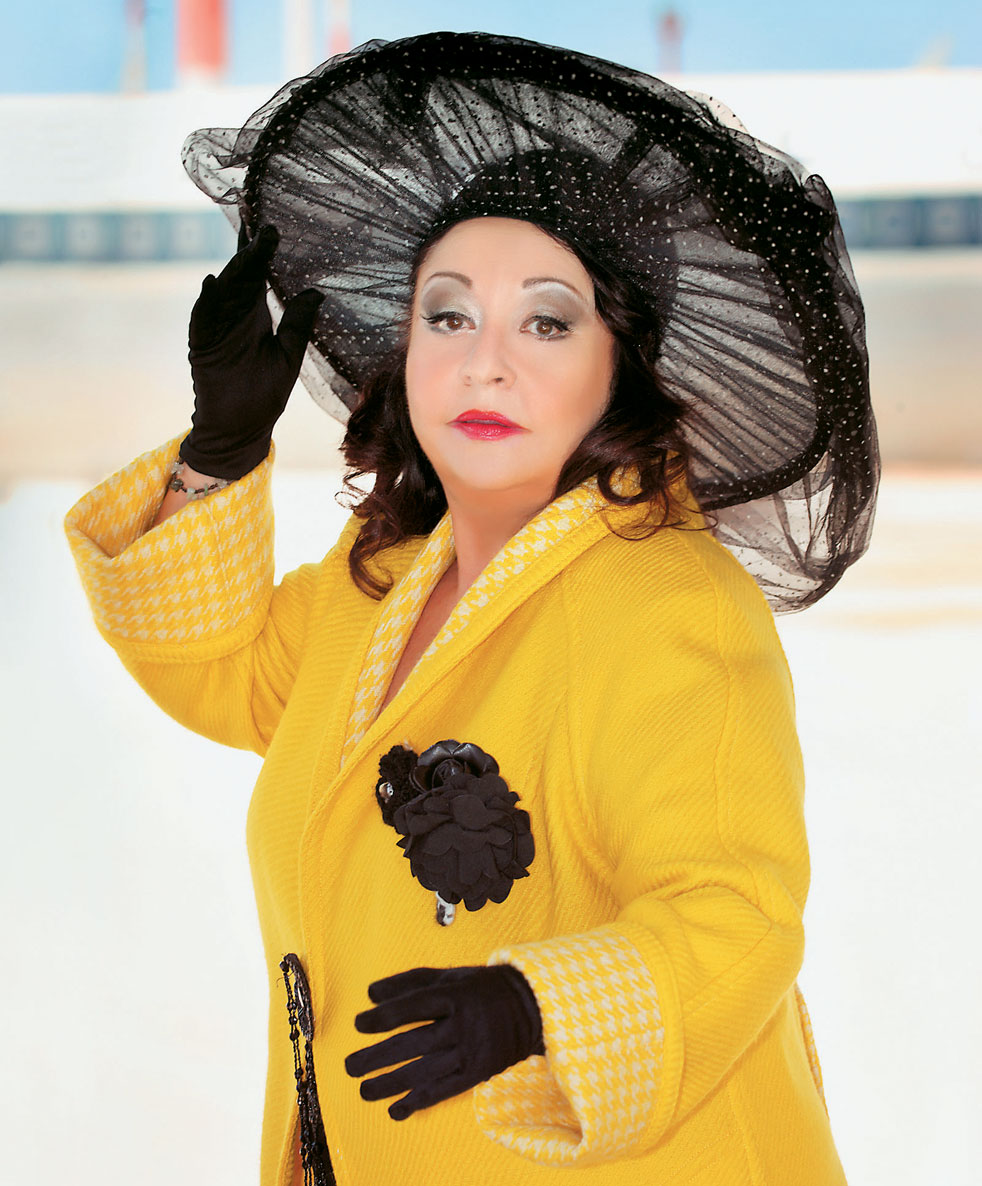 Η Μίρκα Παπακωνσταντίνου Από Το Αλφα Ως Το Ωμέγα!