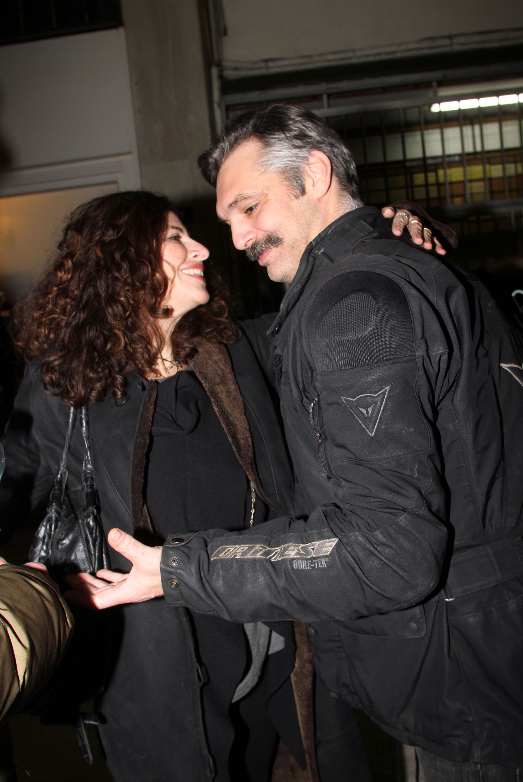 Επίσημη Πρεμιέρα Για Το Βασίλη Παπακωνσταντίνου!