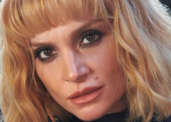 Συλλεκτικό: H Eλεωνόρα Ζουγανέλη 13 χρονών!