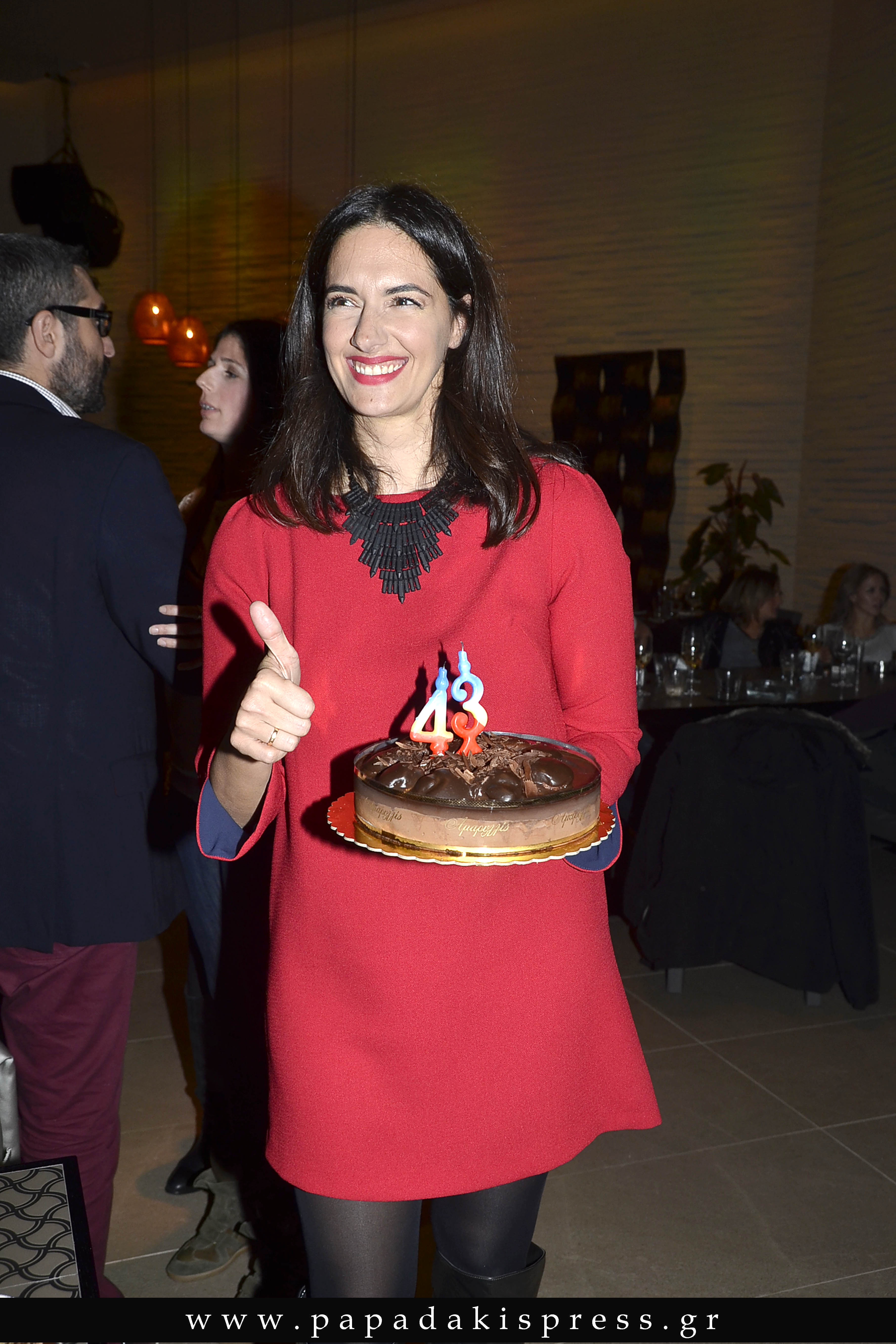 Surprise Party Γενεθλίων Για Τη Νόνη Δούνια!