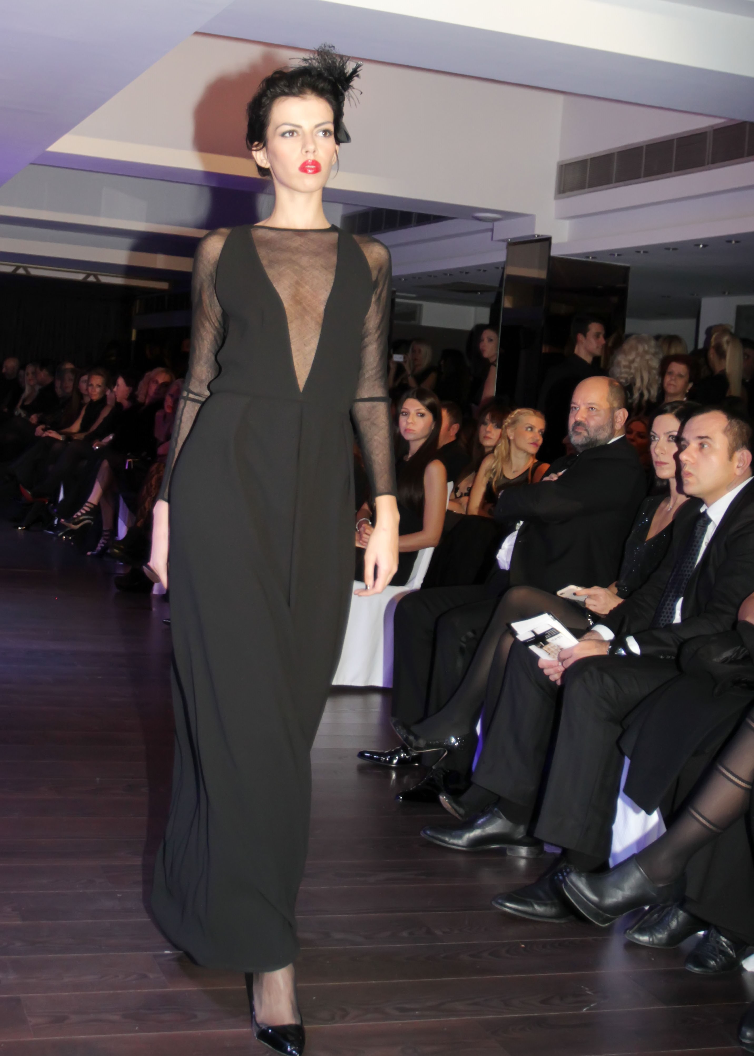 CosmoΣαλόνικα Φουλ!