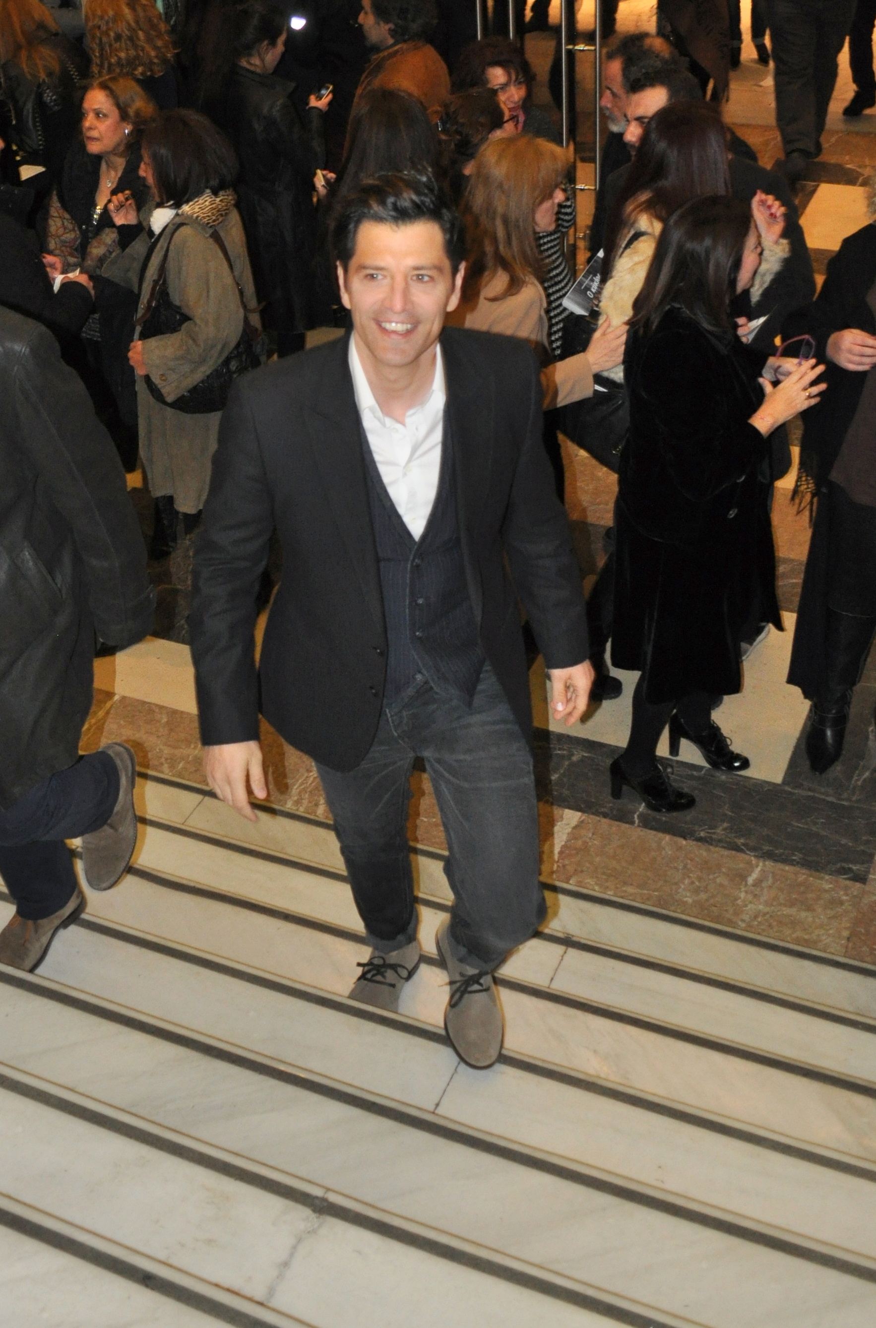 Παλλάς Τώρα! Ο Σάκης Στον Κύκλο Με Την Κιμωλία!