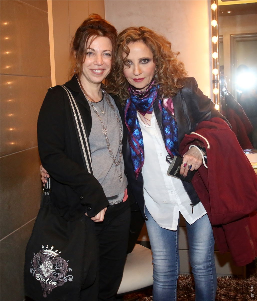 Απαράδεκτοι Στα Μπουζούκια!