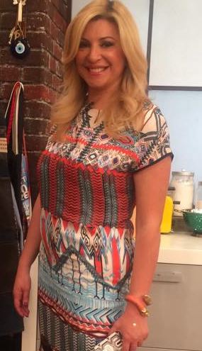 Daily Dress Report: Τι Φόρεσε Η Χριστίνα Σήμερα @Μega Mε Μία!