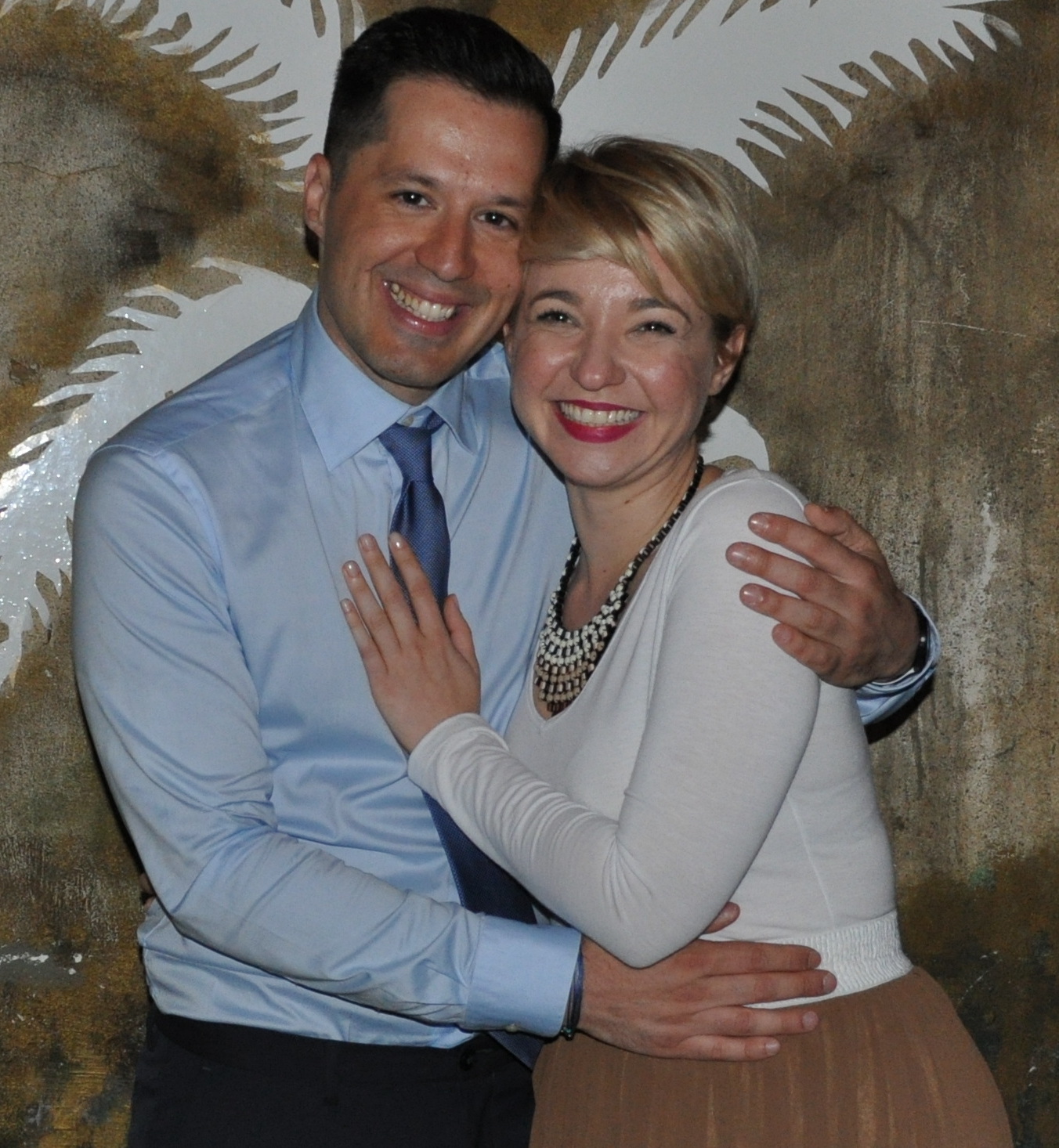 Αποκλειστικό! Ο Αδάμ Τσαρούχης “Σαν Ταινία” Με Φίλους!