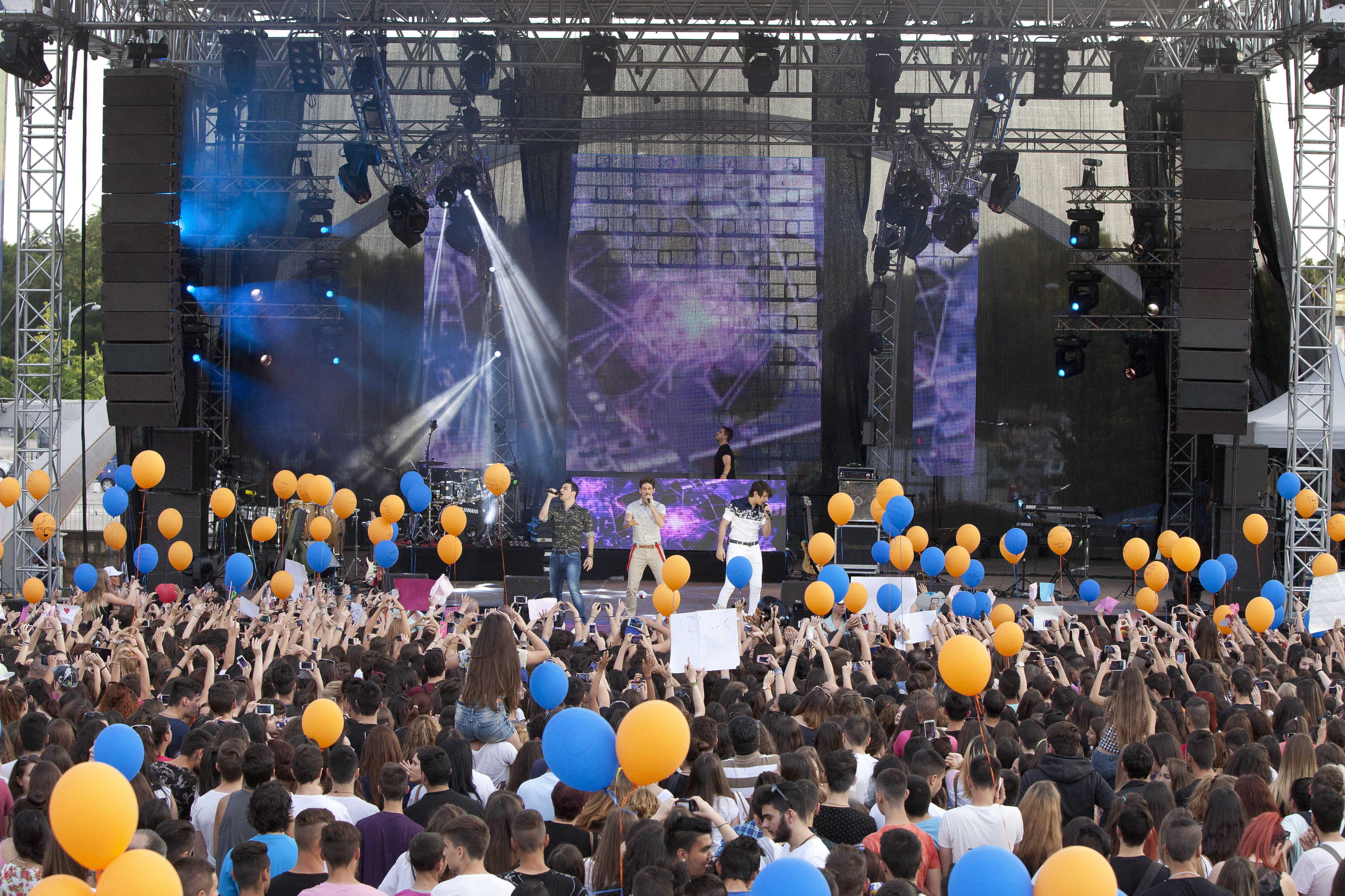 10 Xρόνια Θετικής Ενέργειας Σε Μία Συναυλία!