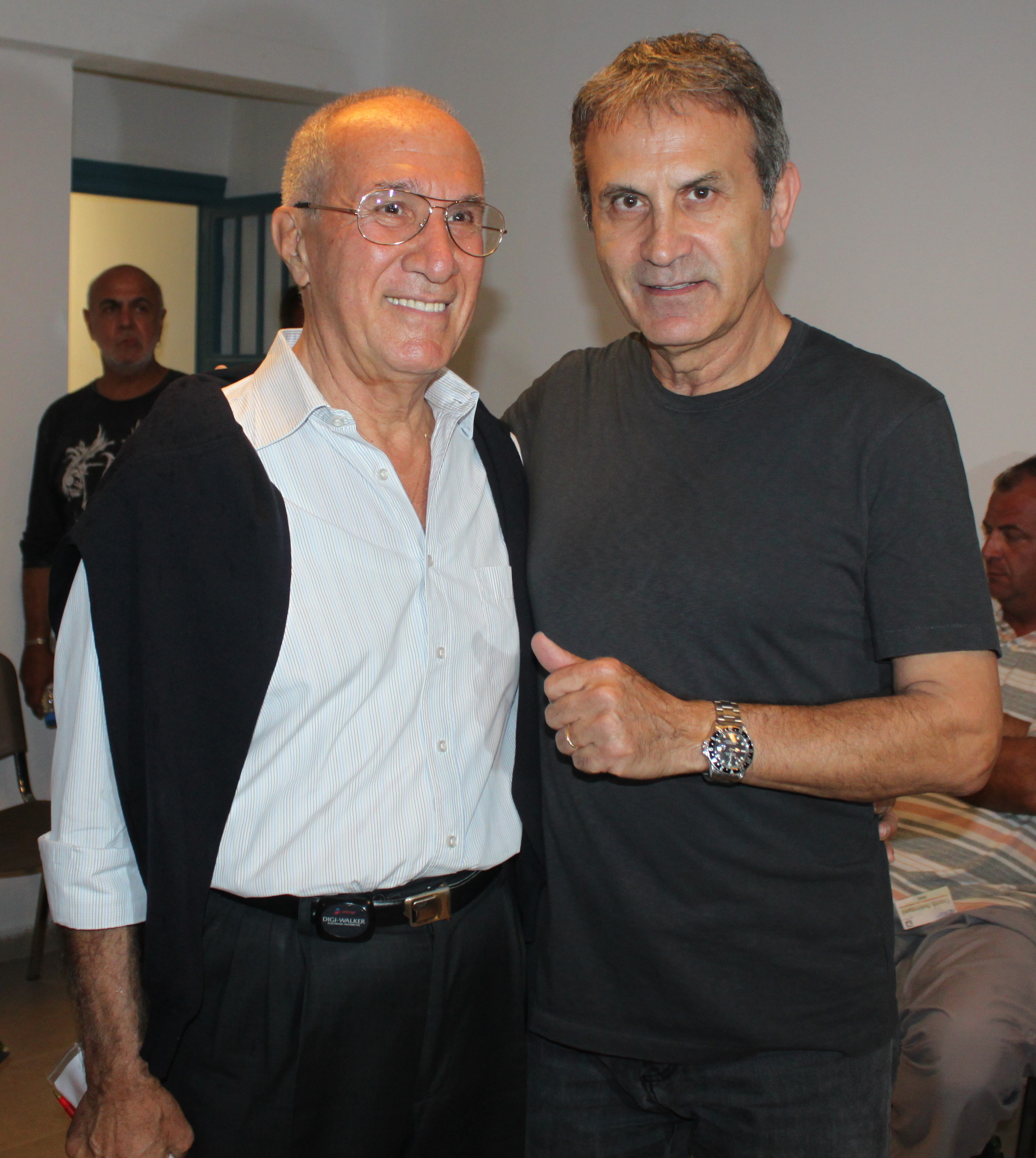 “Κουράγιο Έλληνες, Θα Περάσει Κι Αυτός Ο Καημός!”